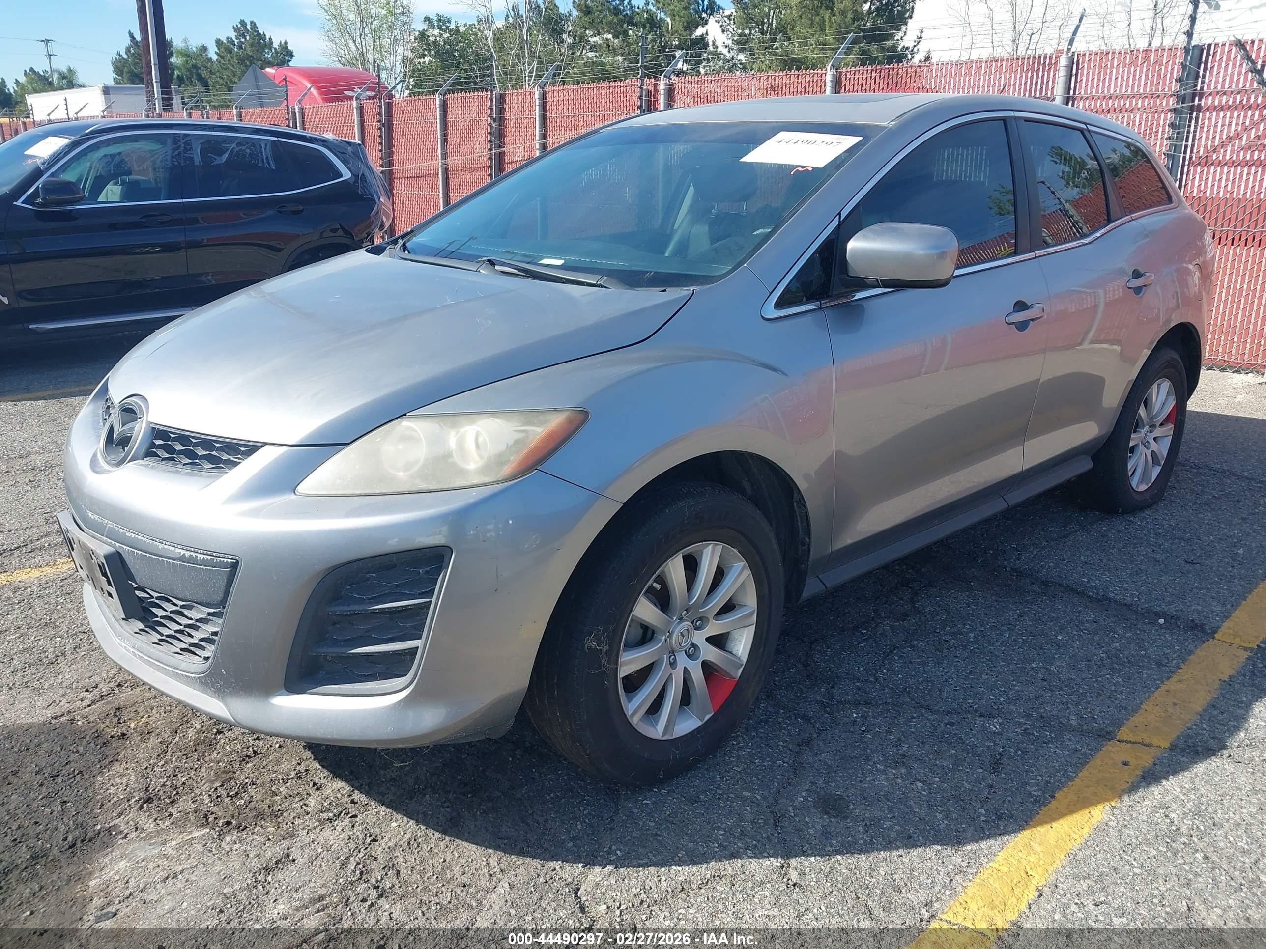 MAZDA CX-7 image 2