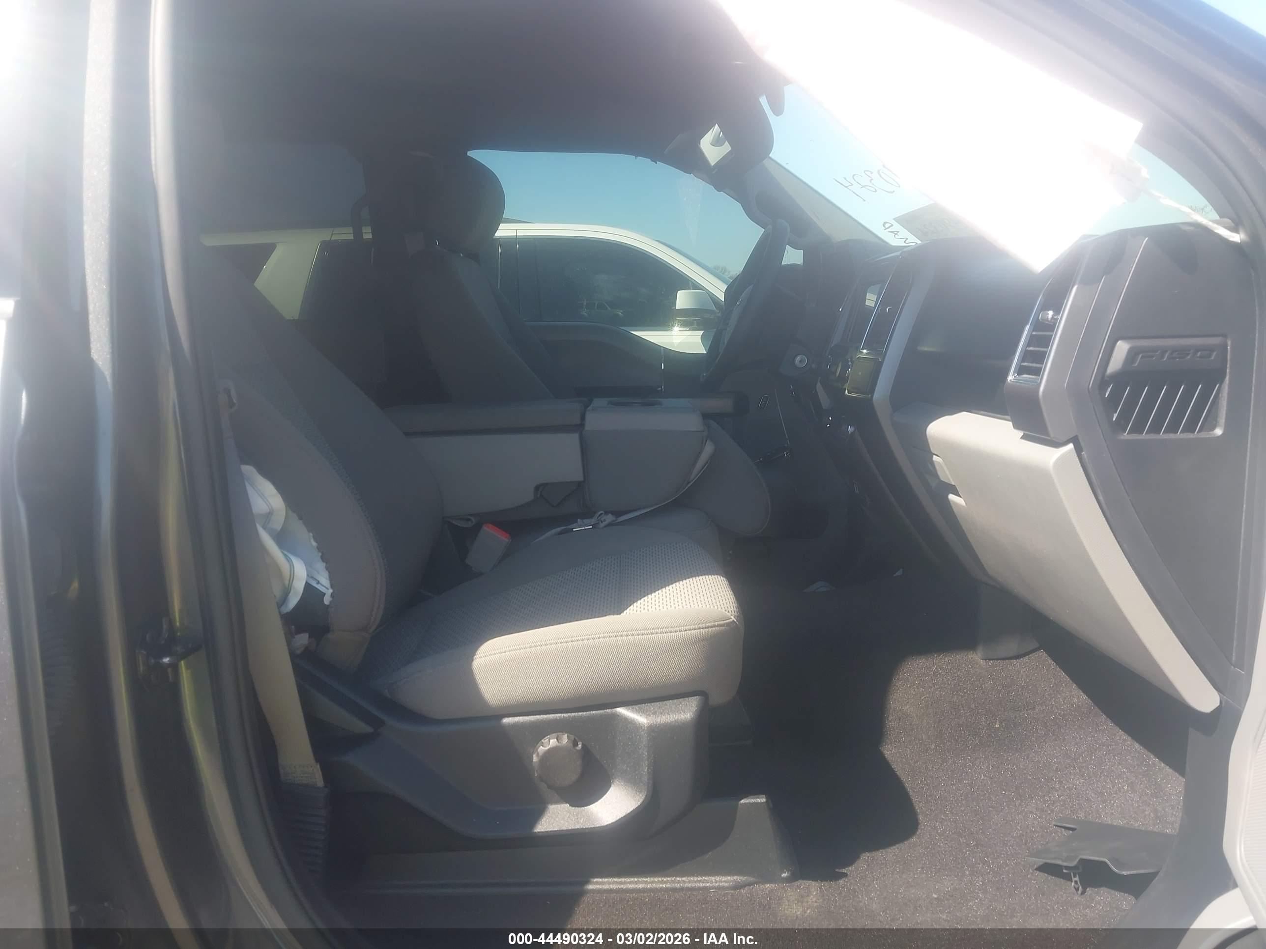FORD F-150 image 5