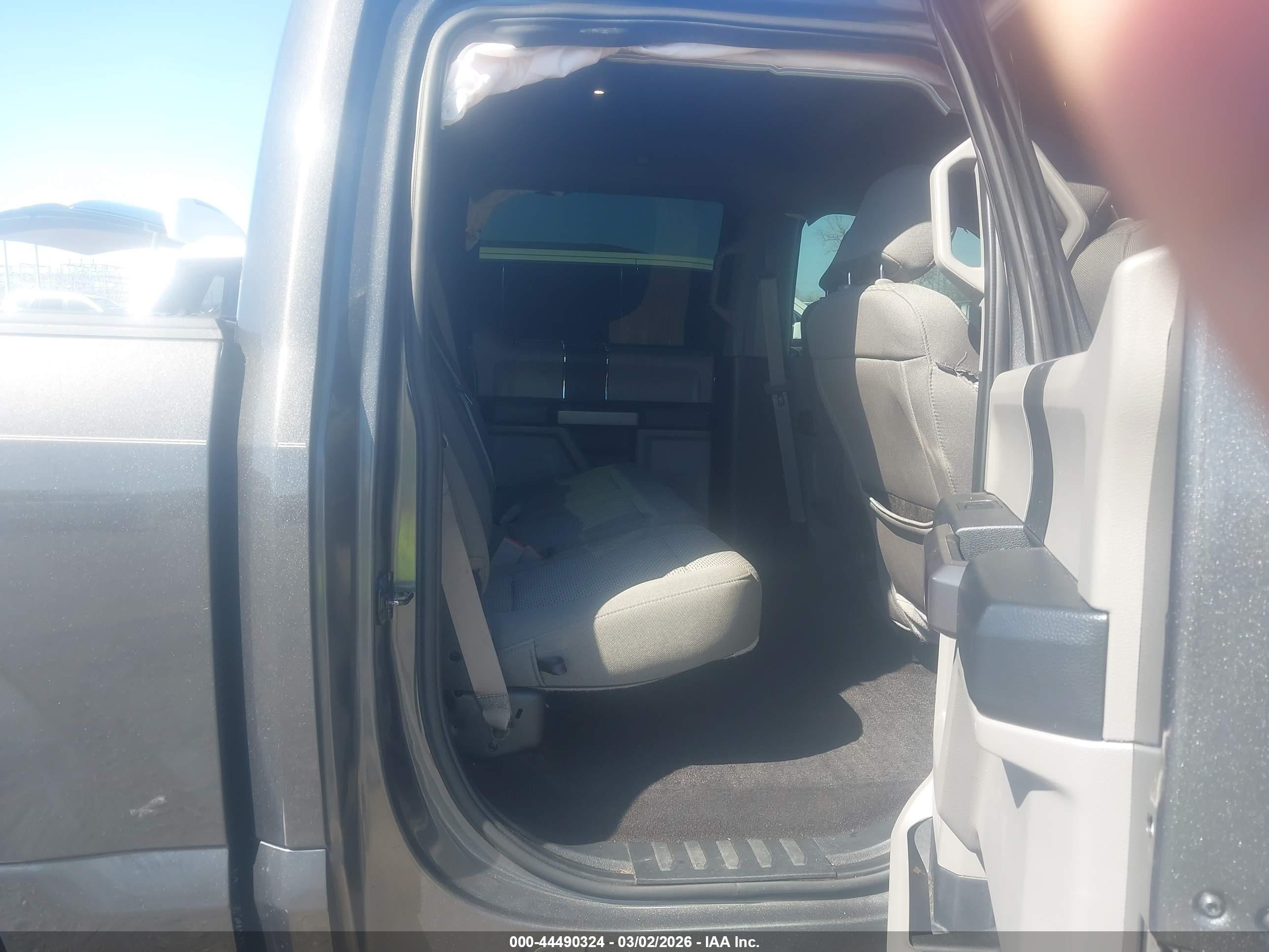FORD F-150 image 8