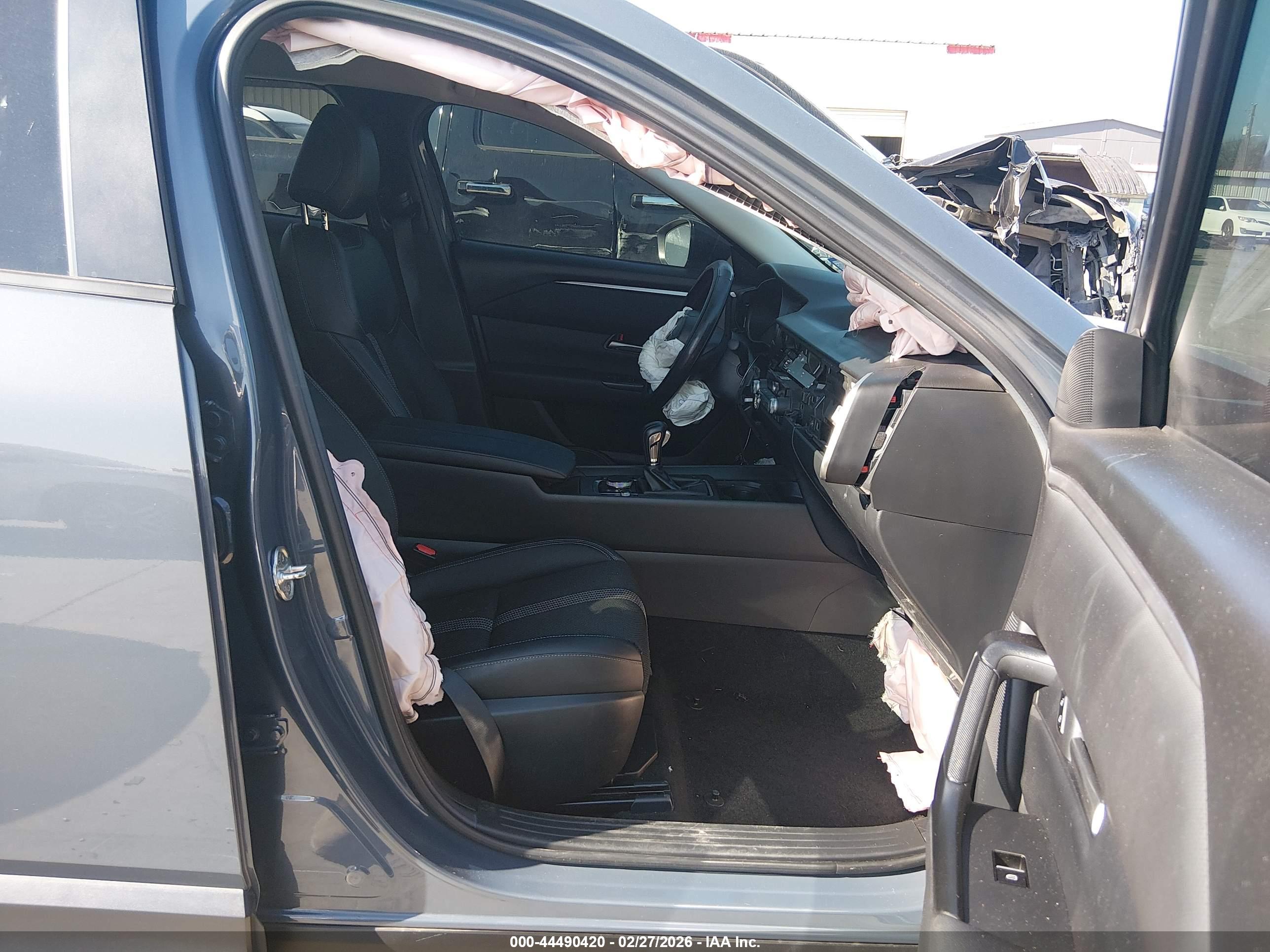 MAZDA CX-50 image 5