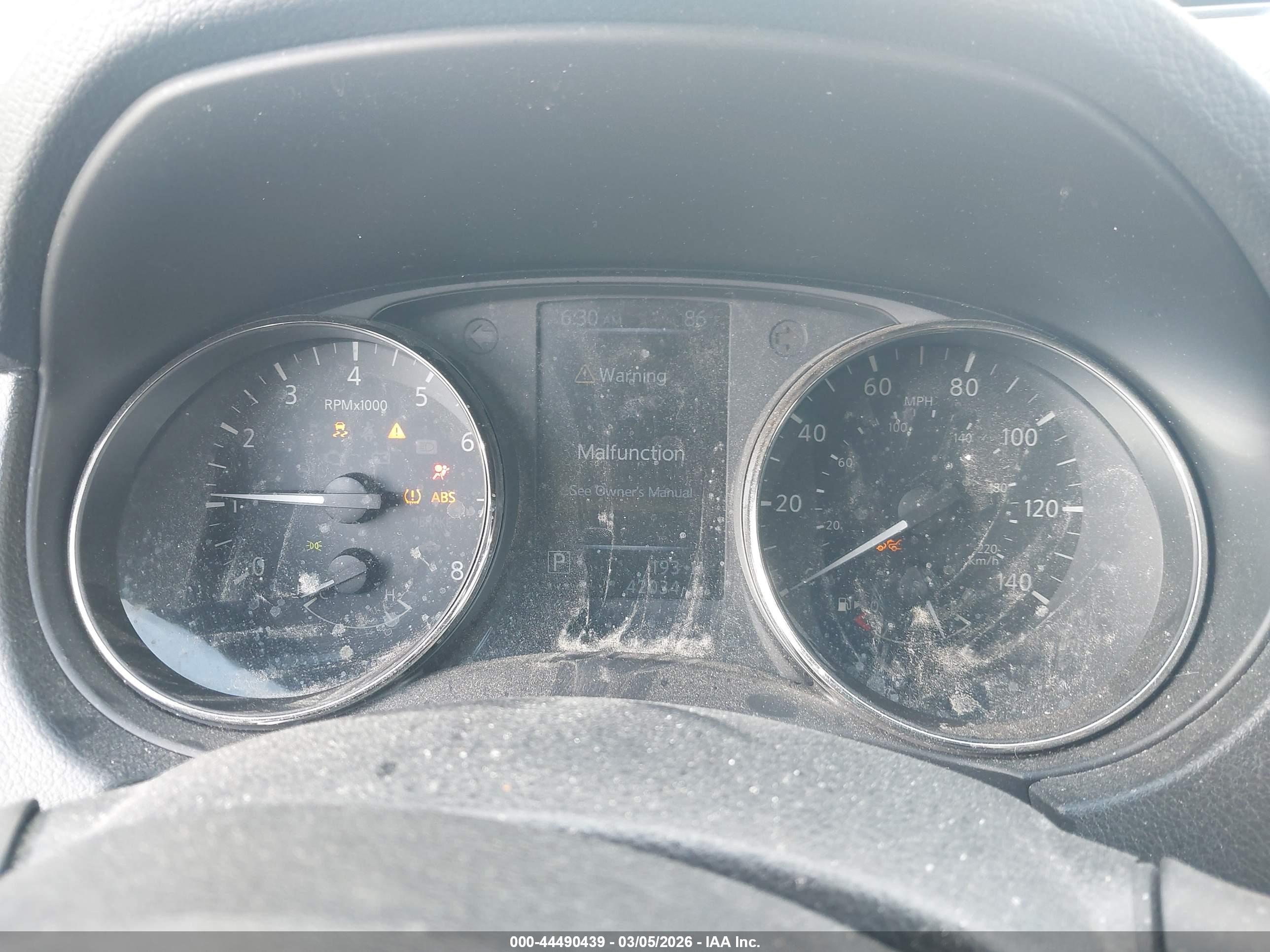 NISSAN ROGUE image 7