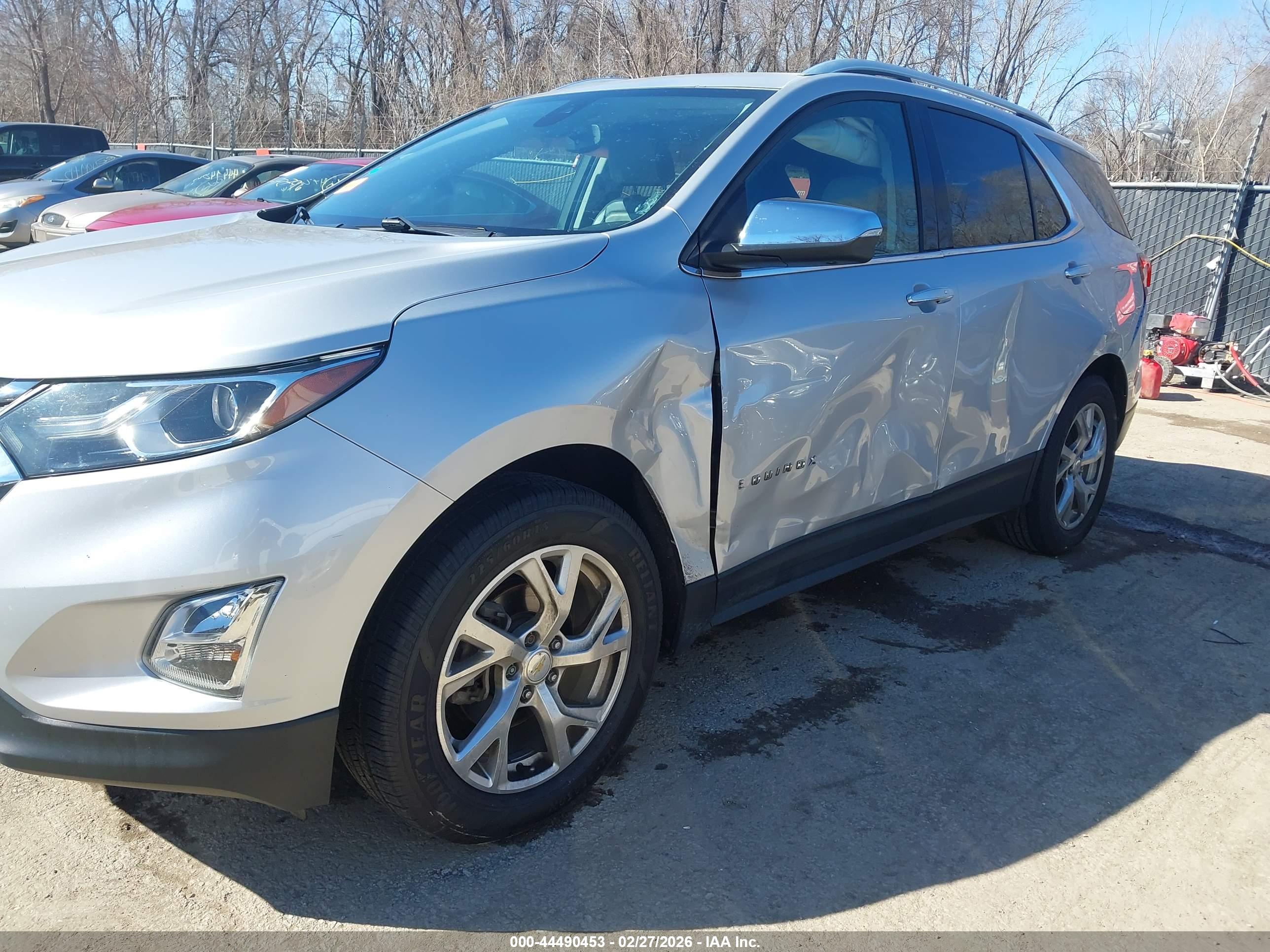 CHEVROLET EQUINOX image 6