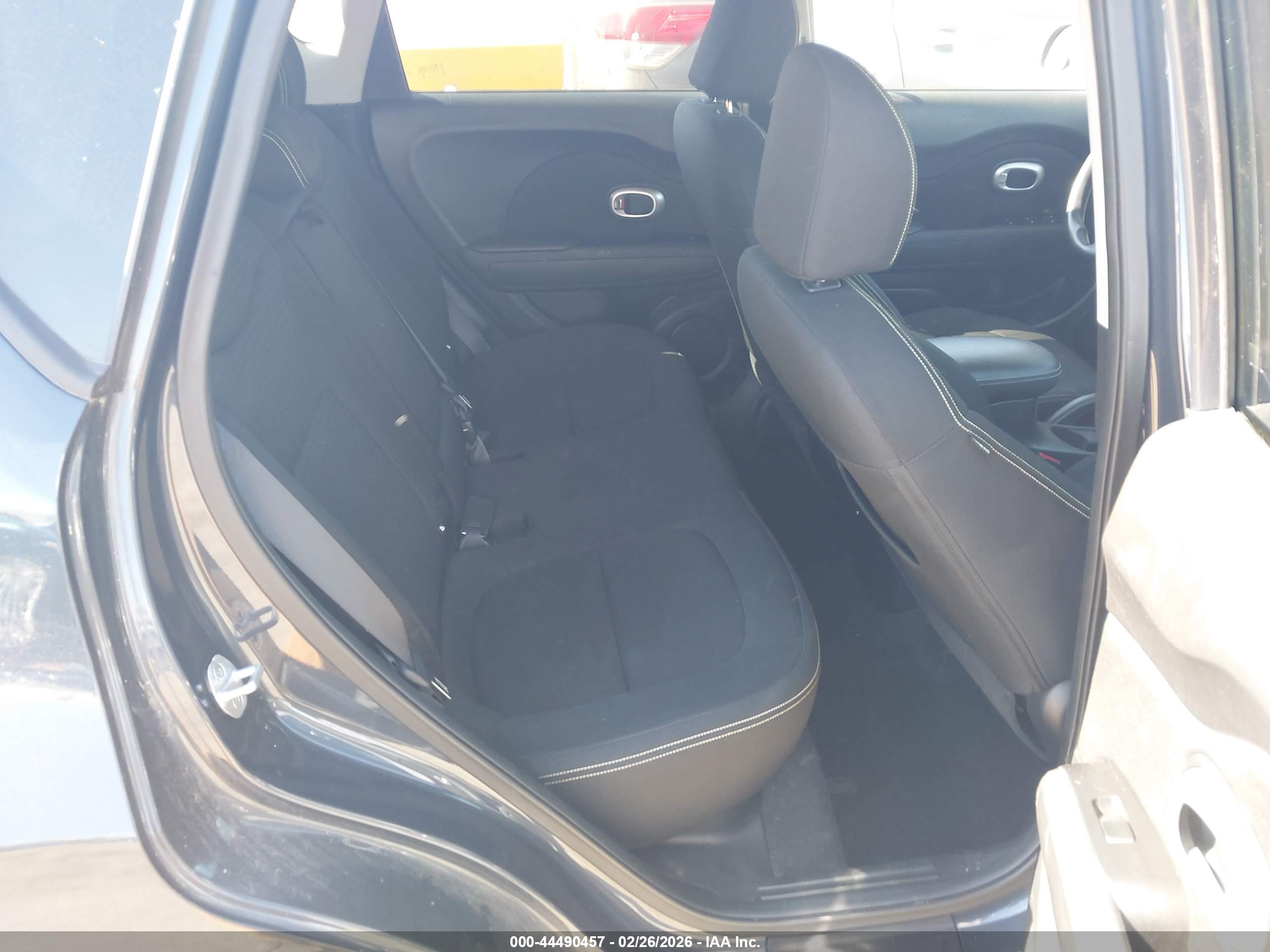 KIA SOUL image 8
