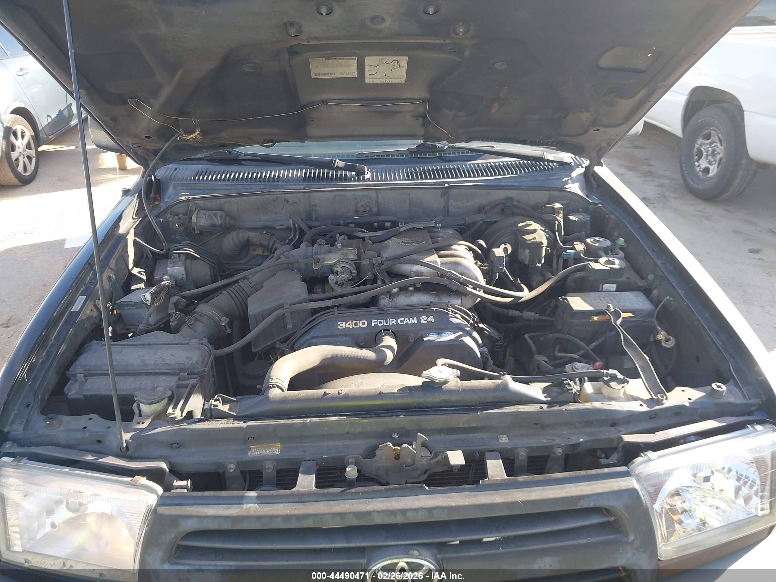 TOYOTA 4RUNNER image 10
