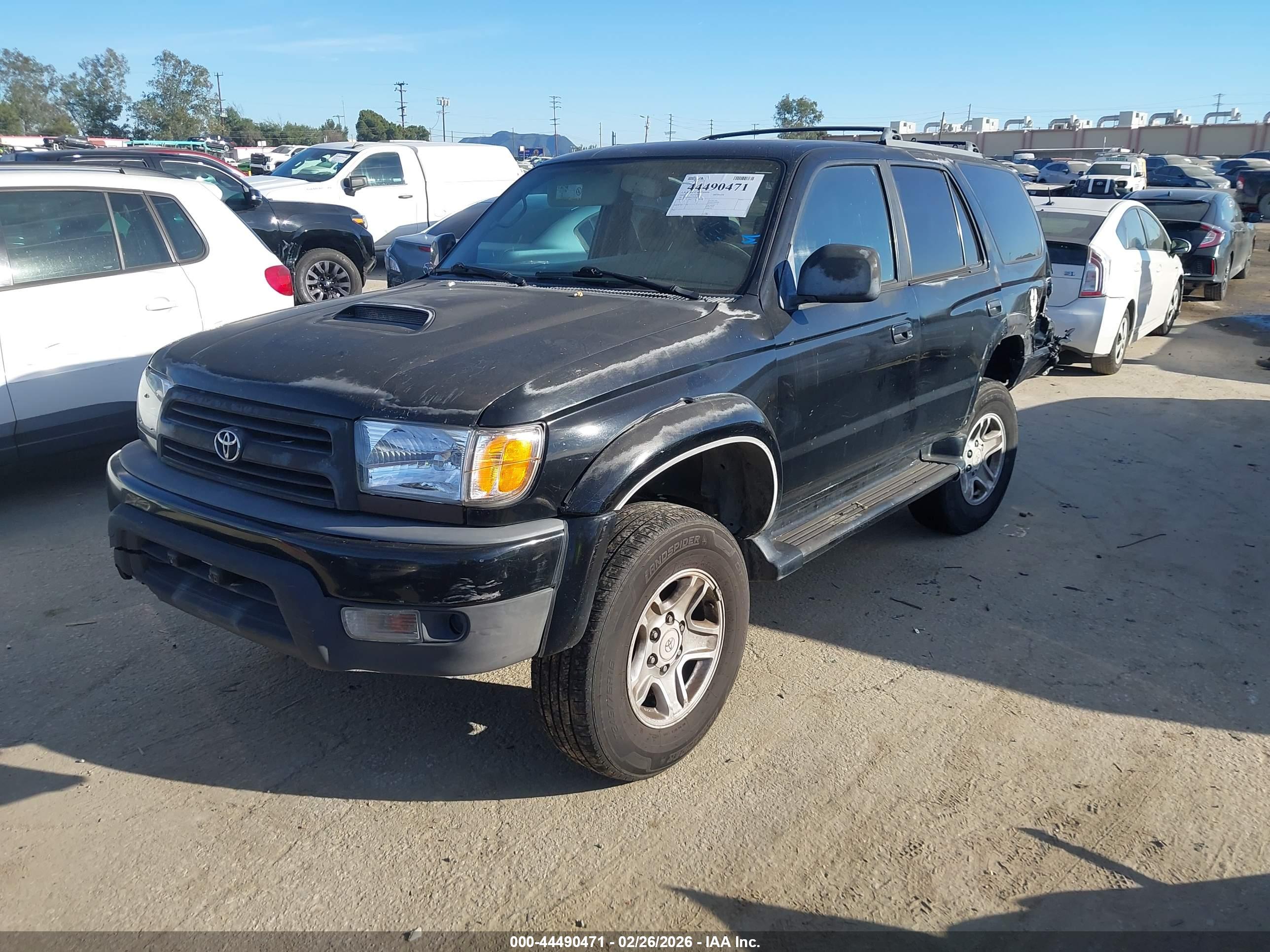 TOYOTA 4RUNNER image 2