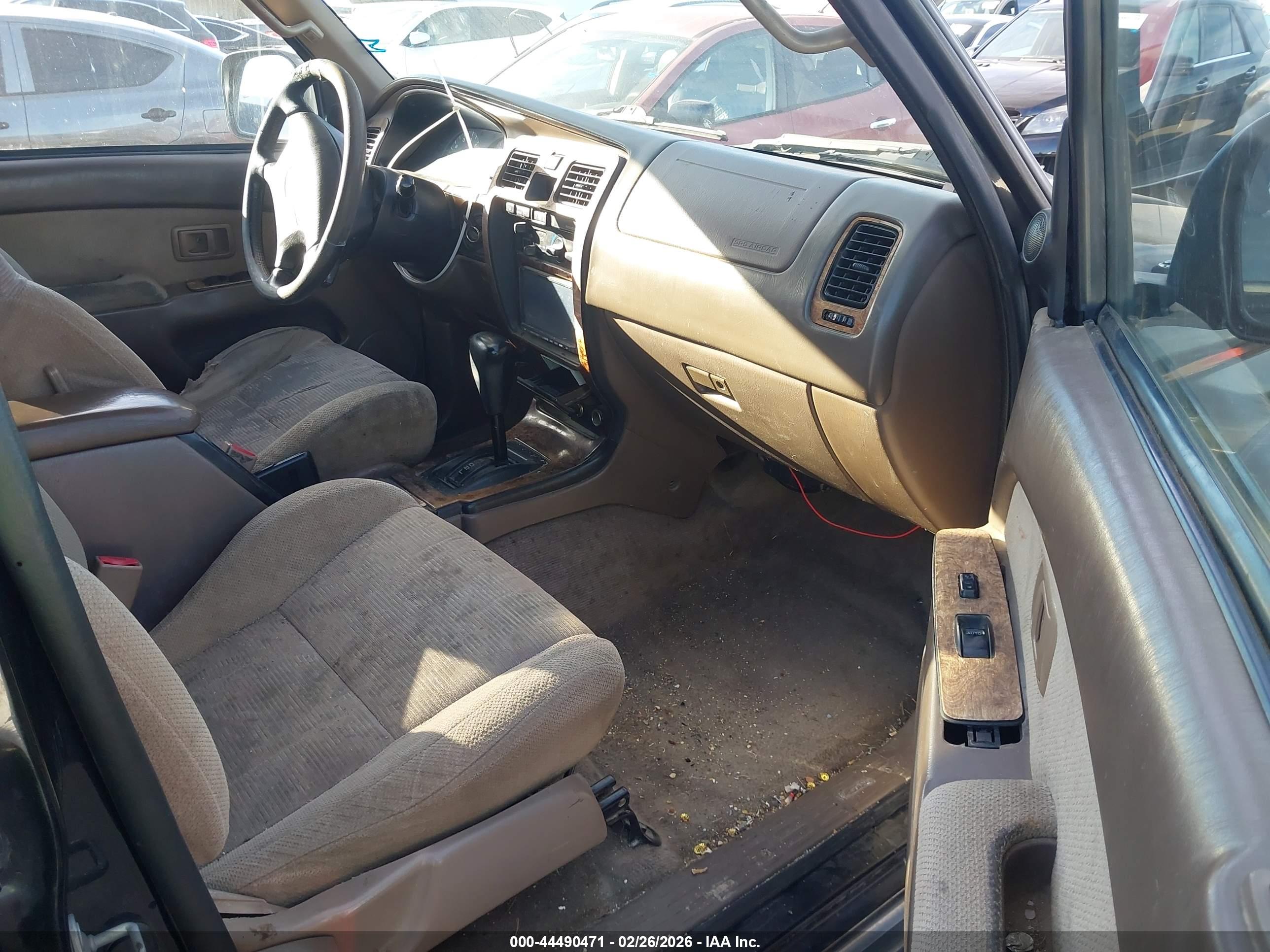 TOYOTA 4RUNNER image 5
