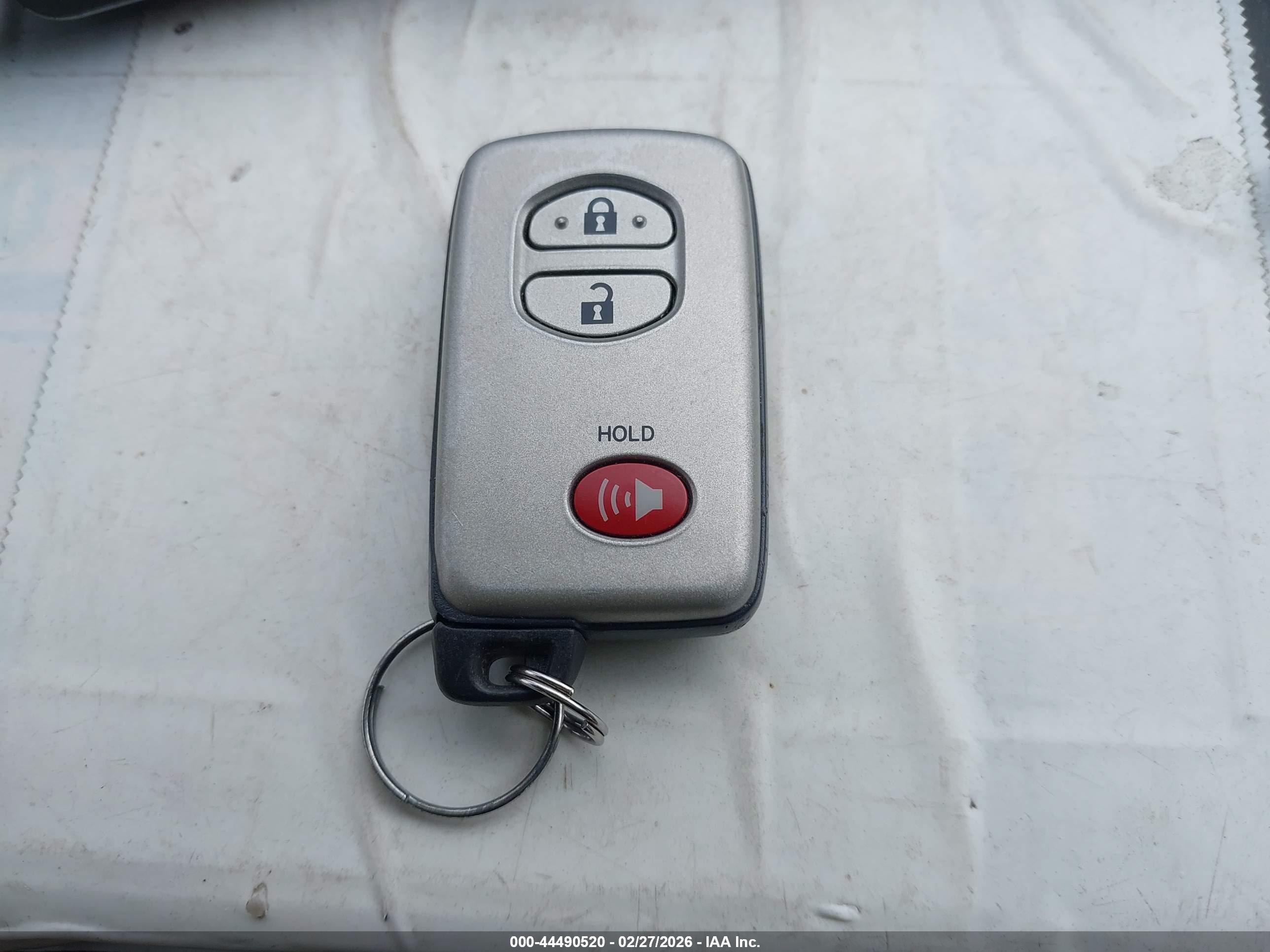 TOYOTA 4RUNNER image 11