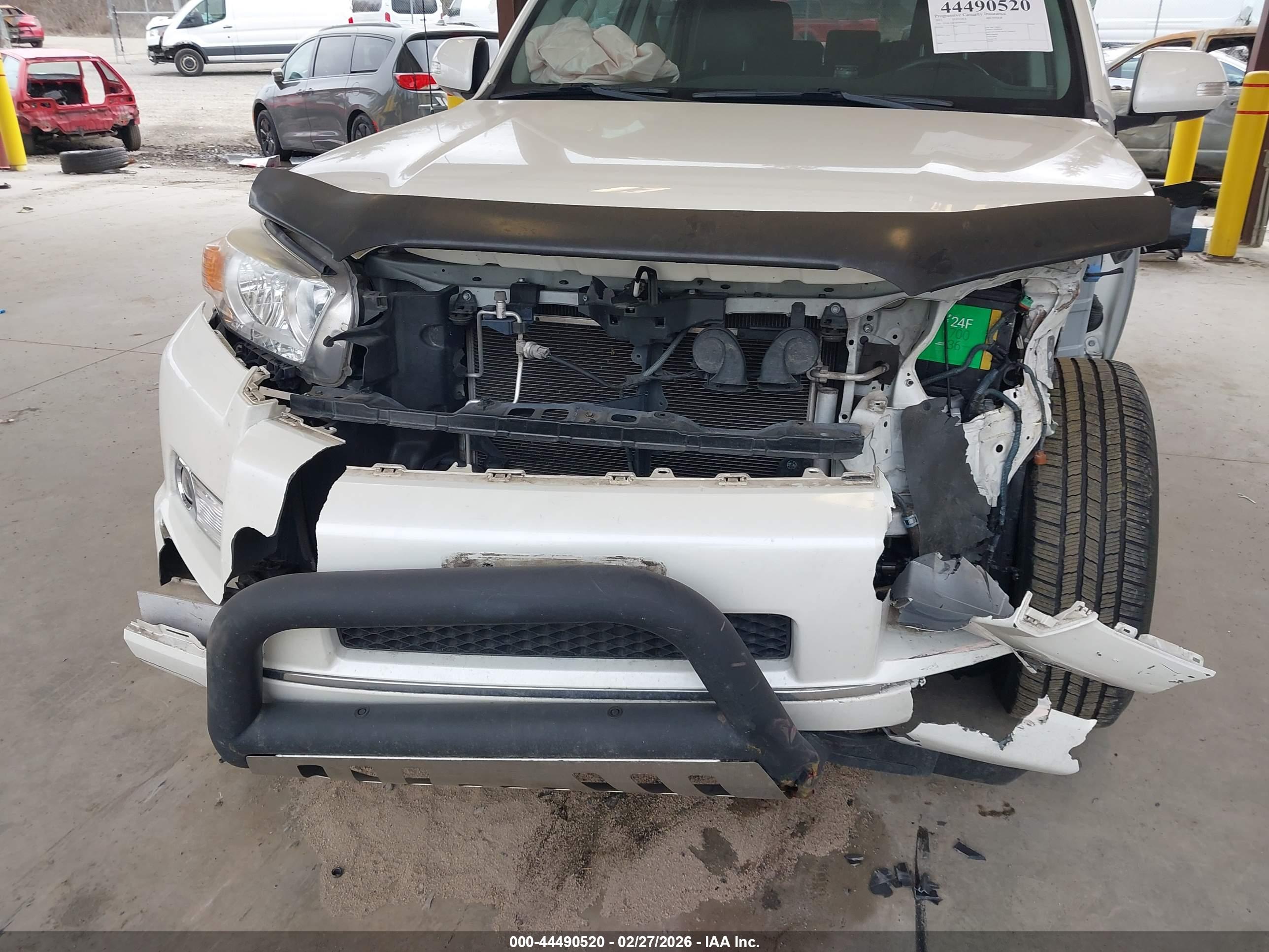 TOYOTA 4RUNNER image 6