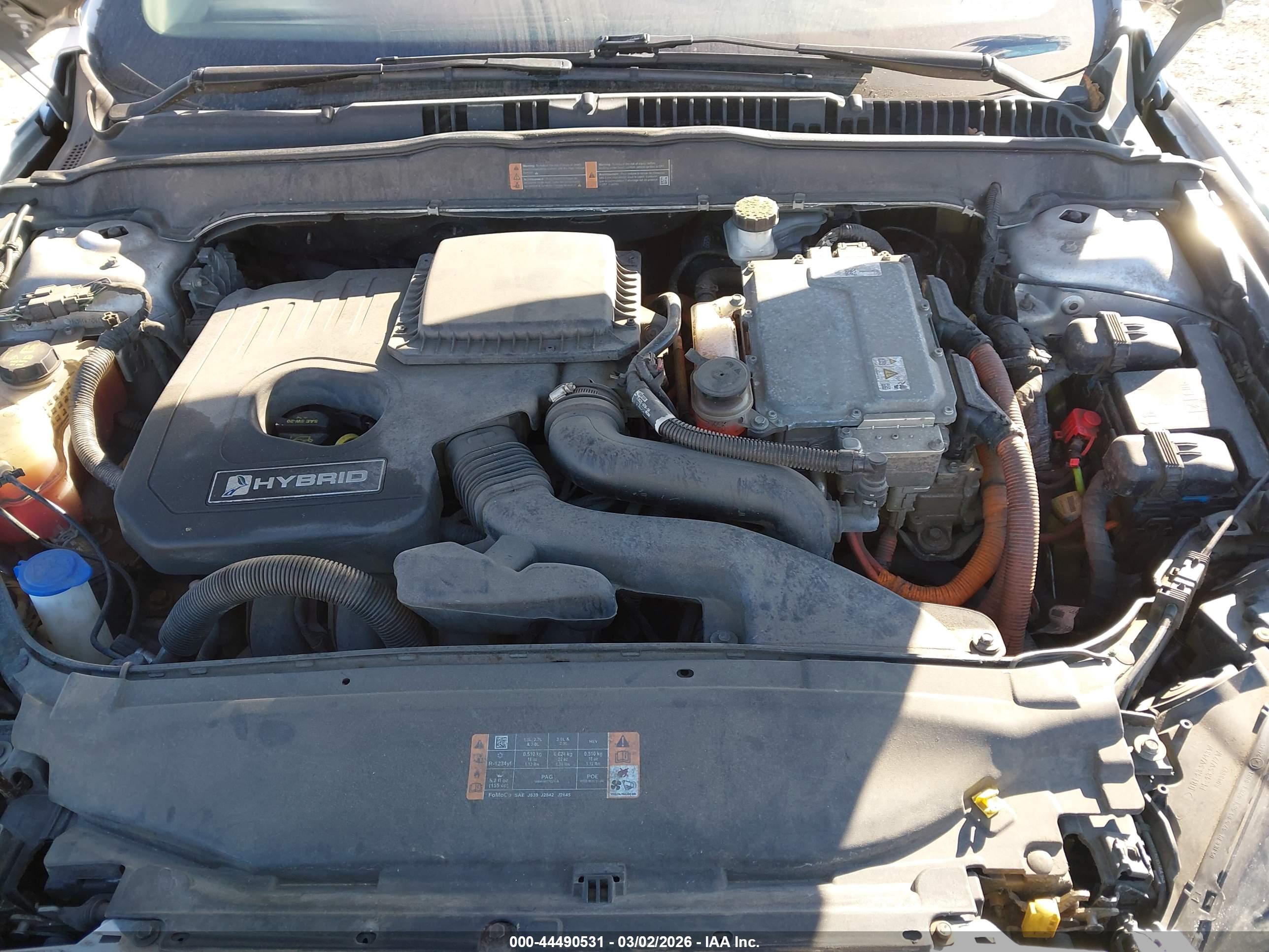 FORD FUSION image 10