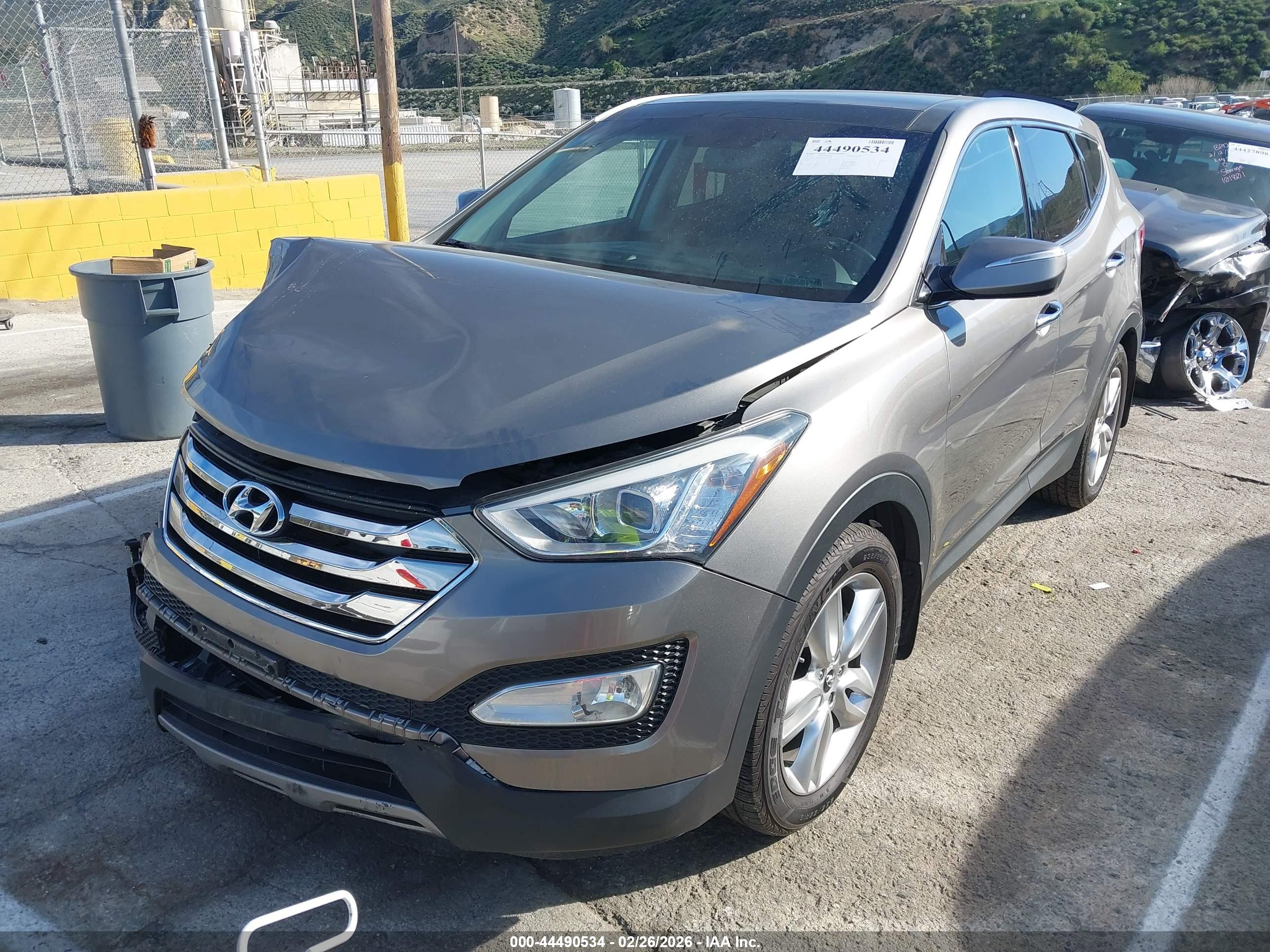 HYUNDAI SANTA image 2