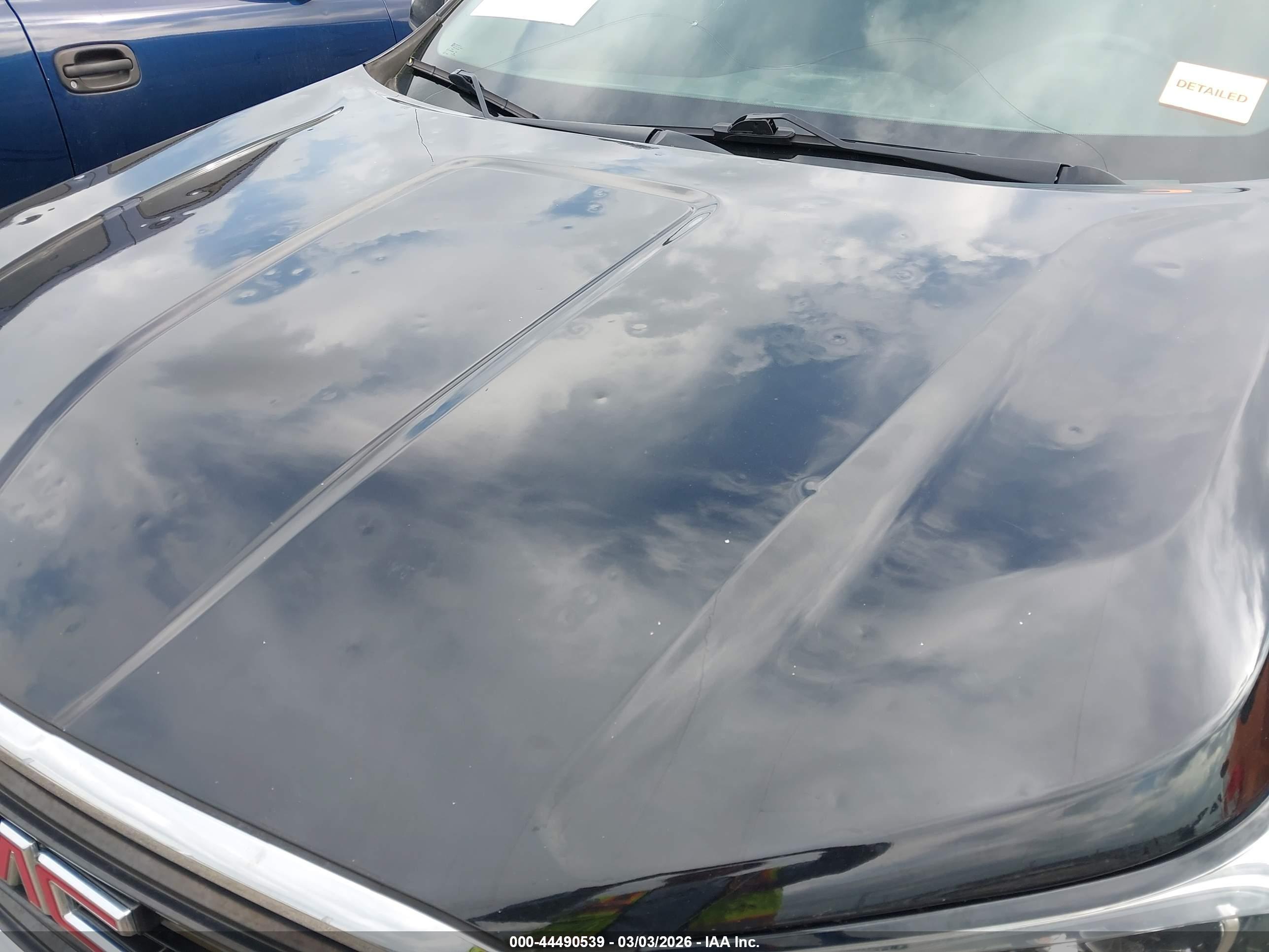 GMC TERRAIN image 6
