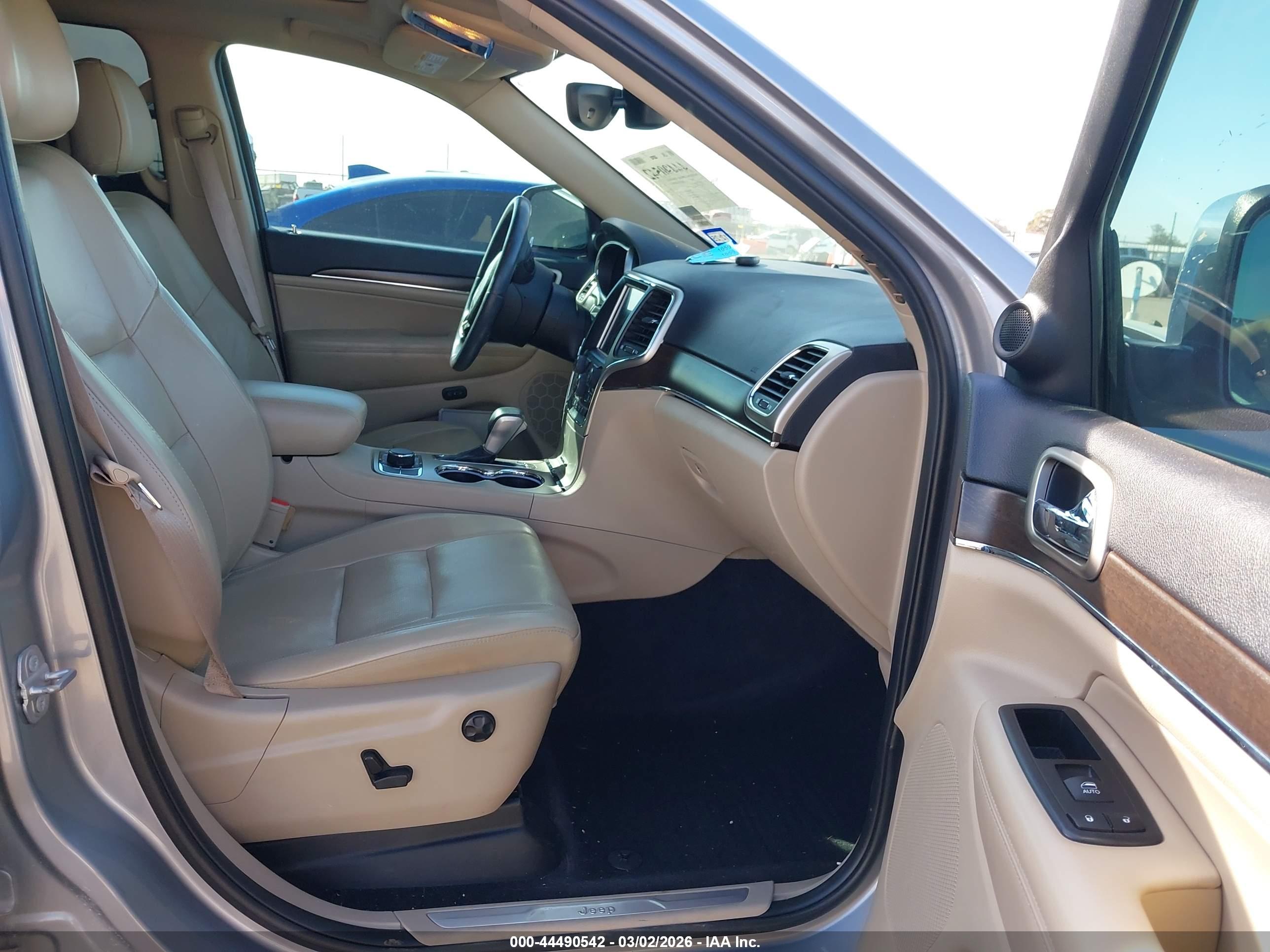 JEEP GRAND image 5