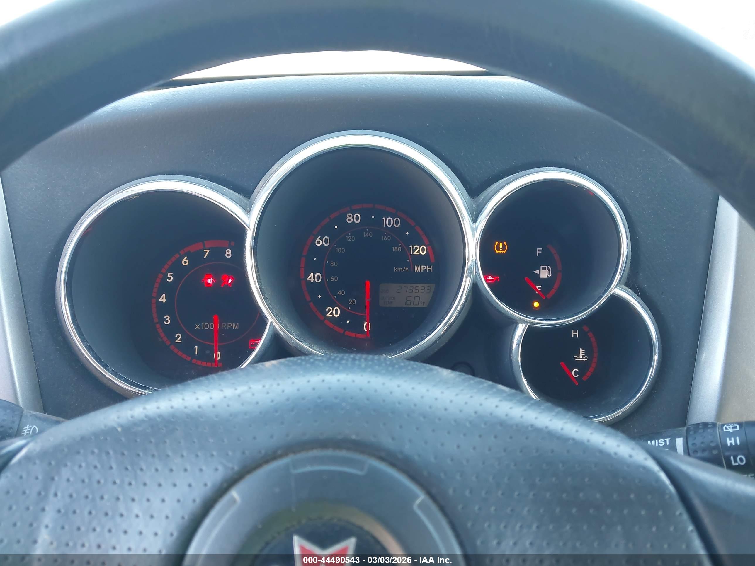 PONTIAC VIBE image 7