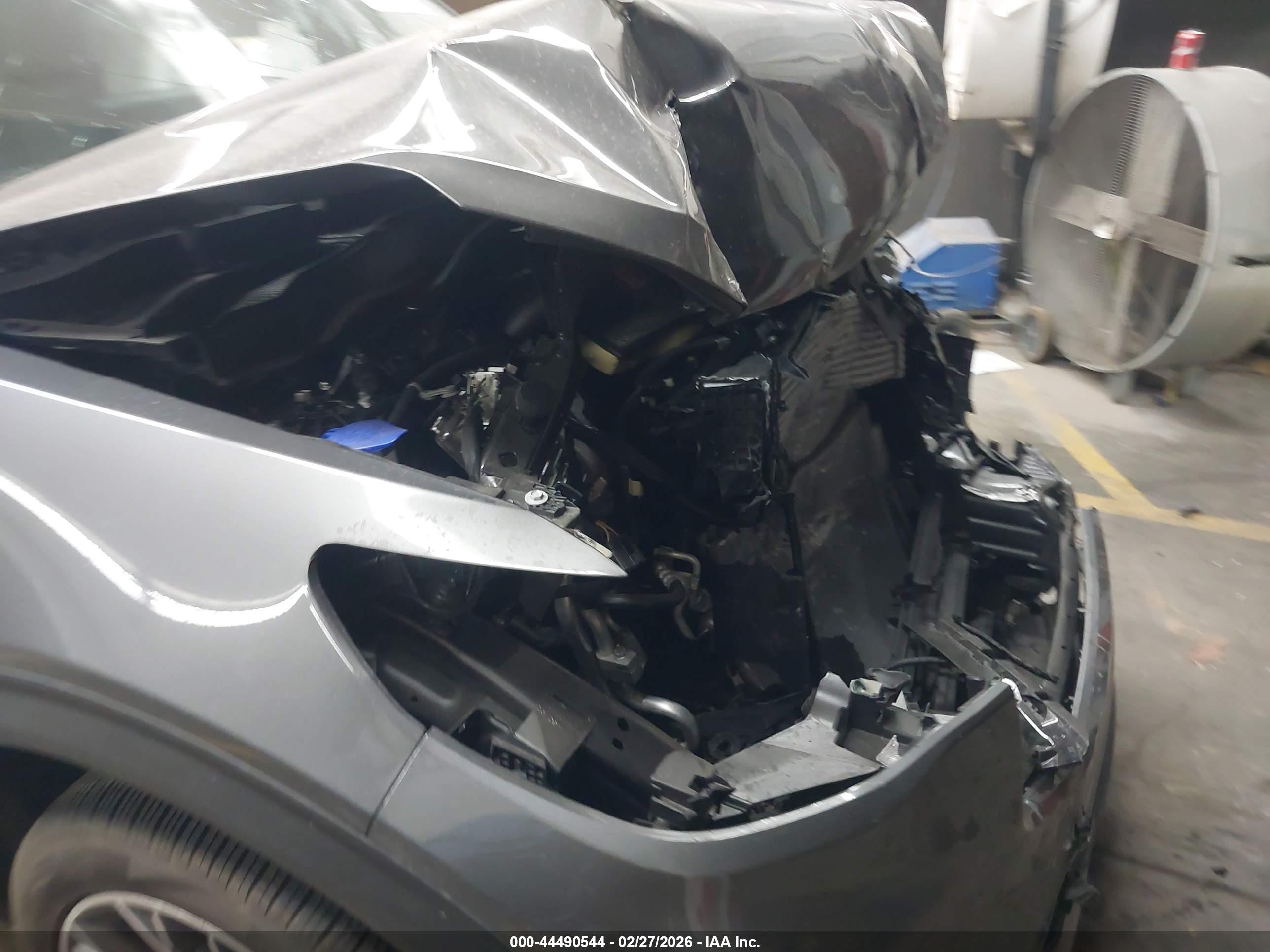 FORD EXPLORER image 6