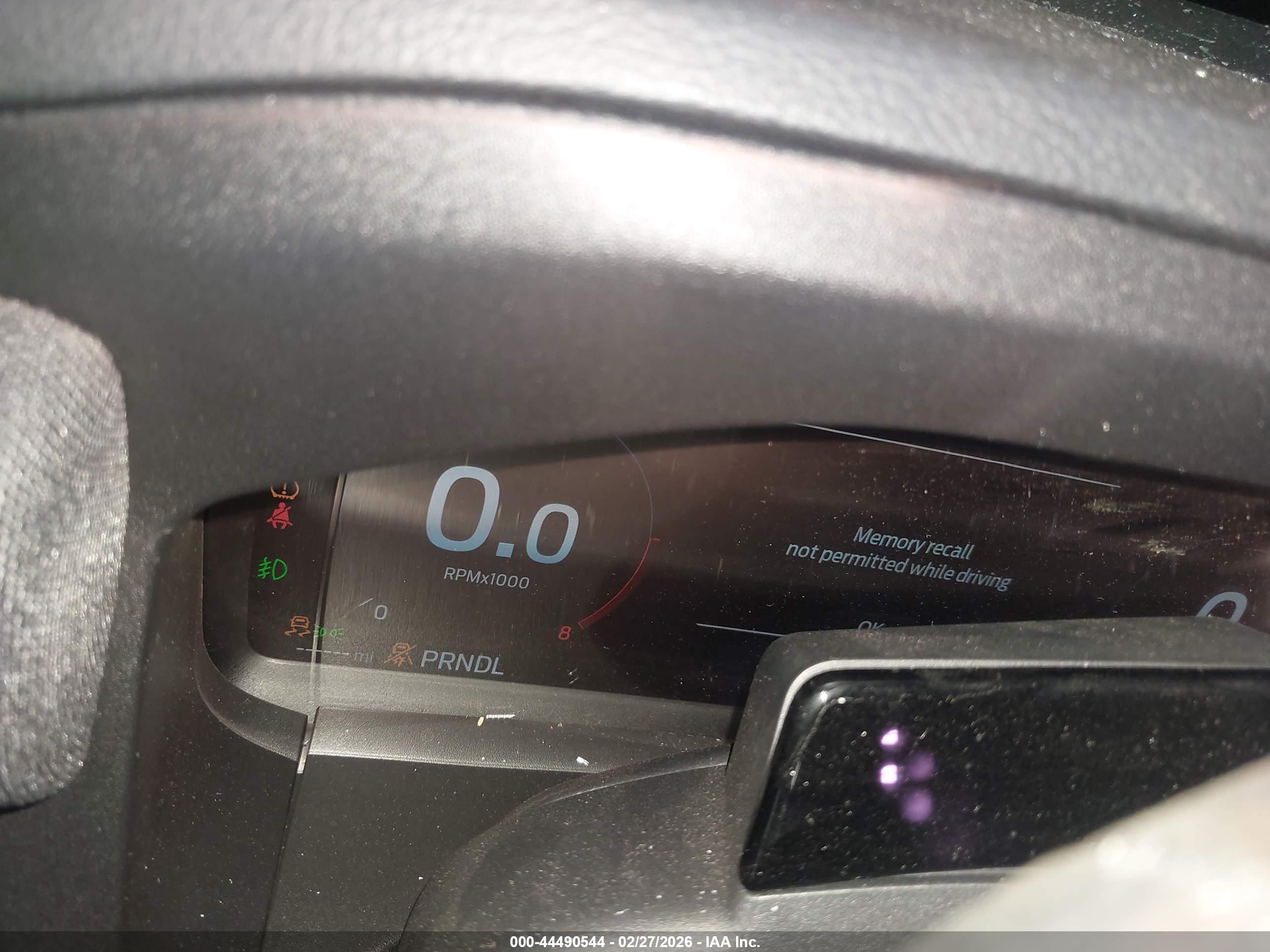 FORD EXPLORER image 7