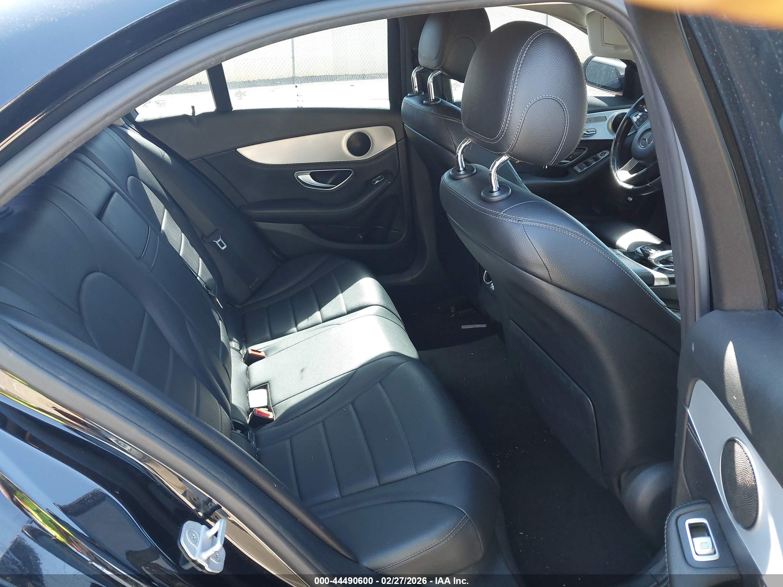 MERCEDES-BENZ C image 8