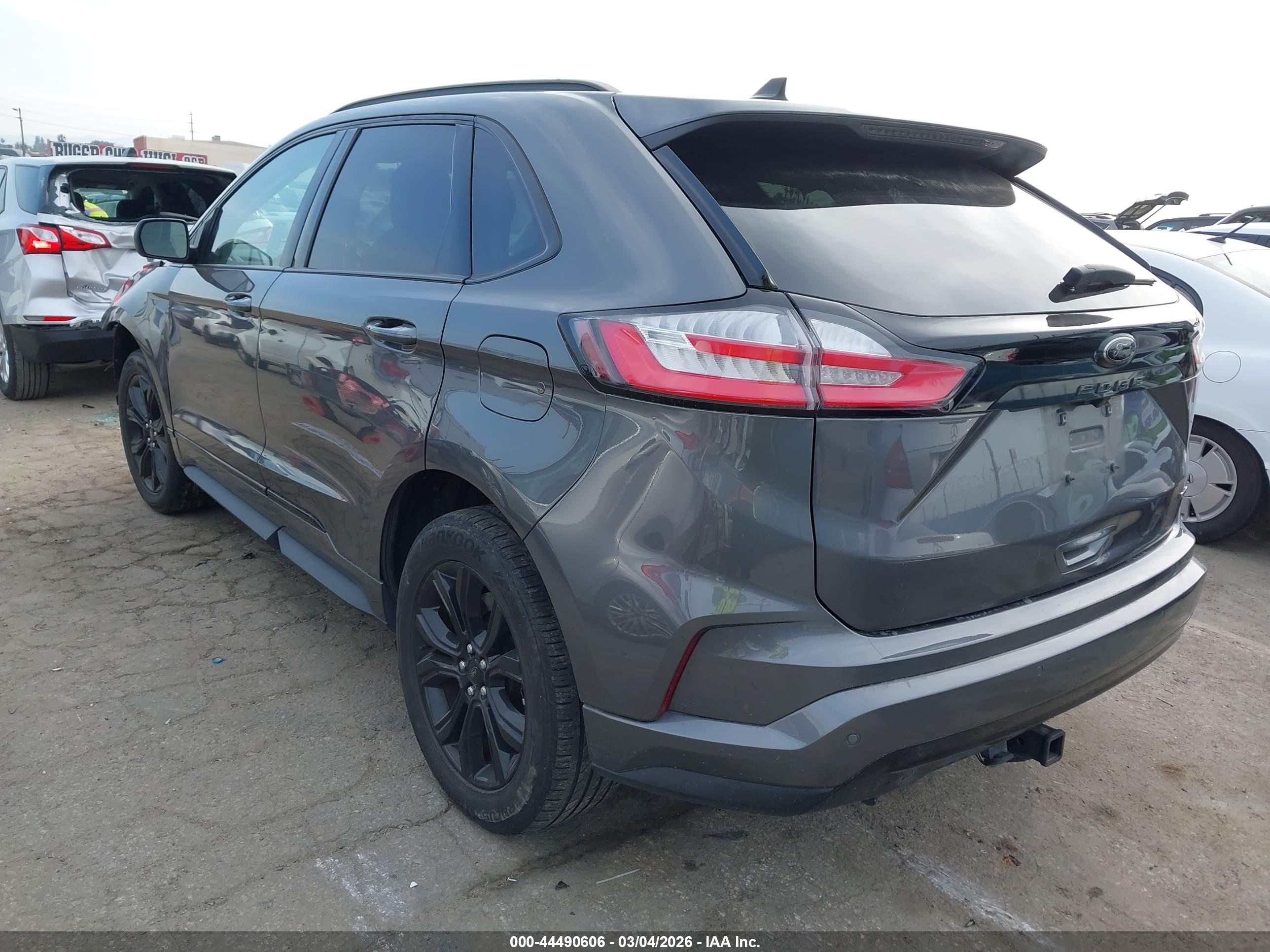 FORD EDGE image 3