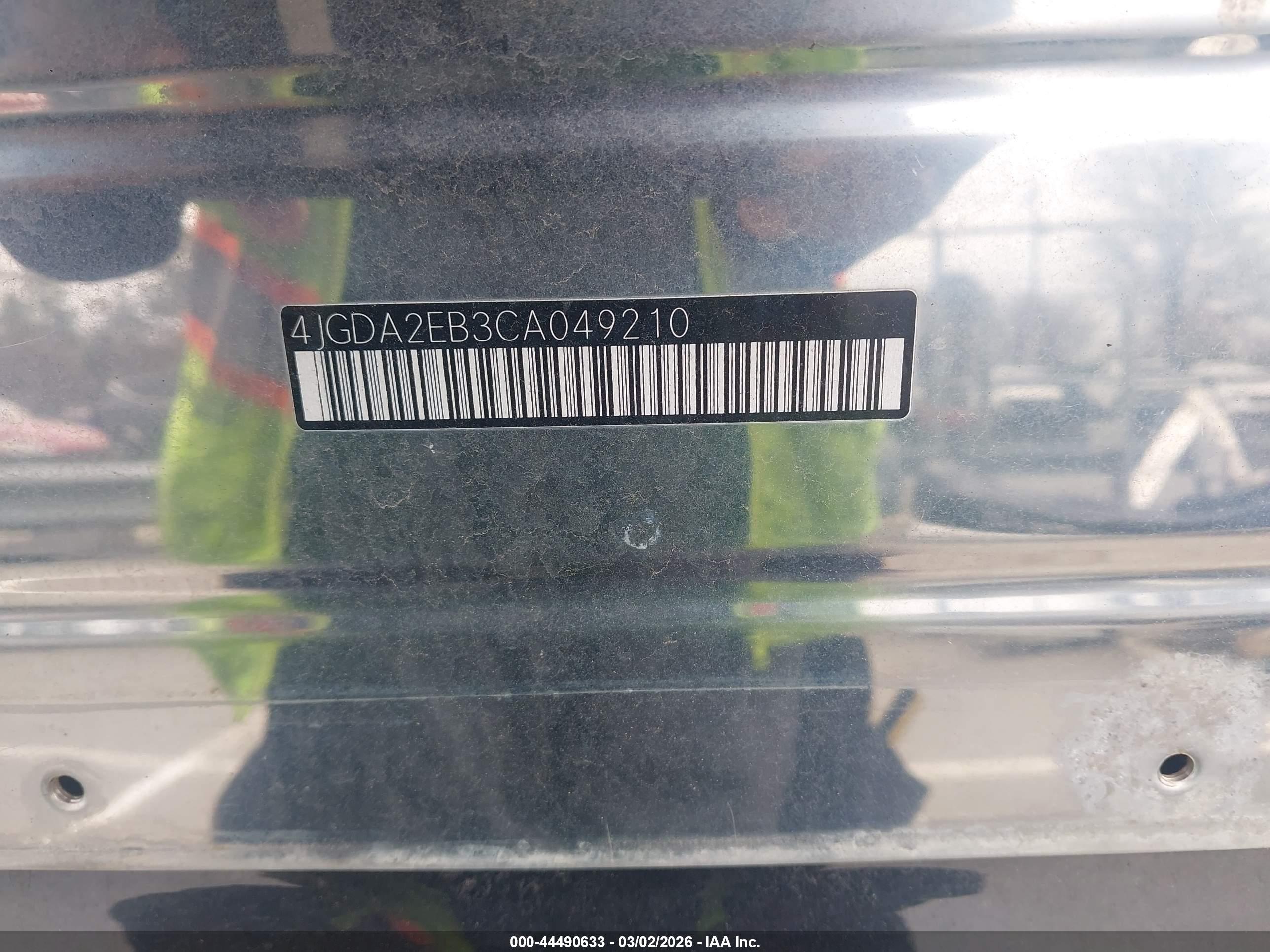 MERCEDES-BENZ ML image 9