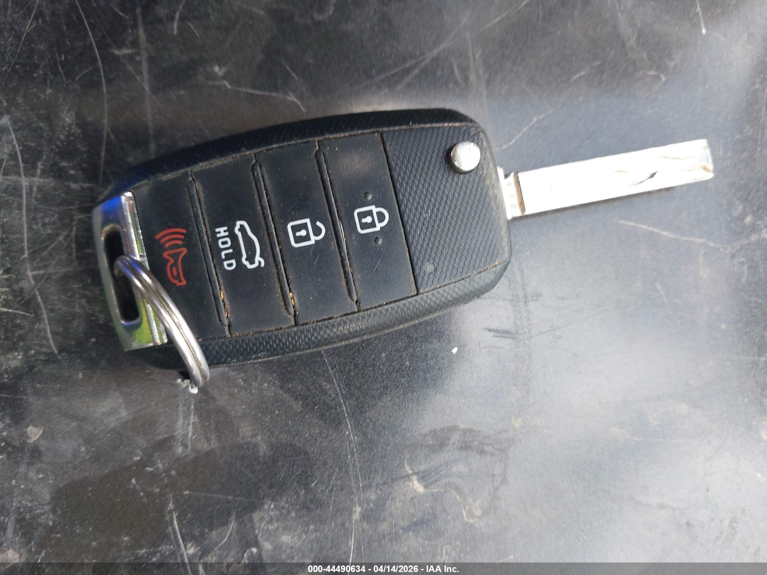 KIA RIO image 11