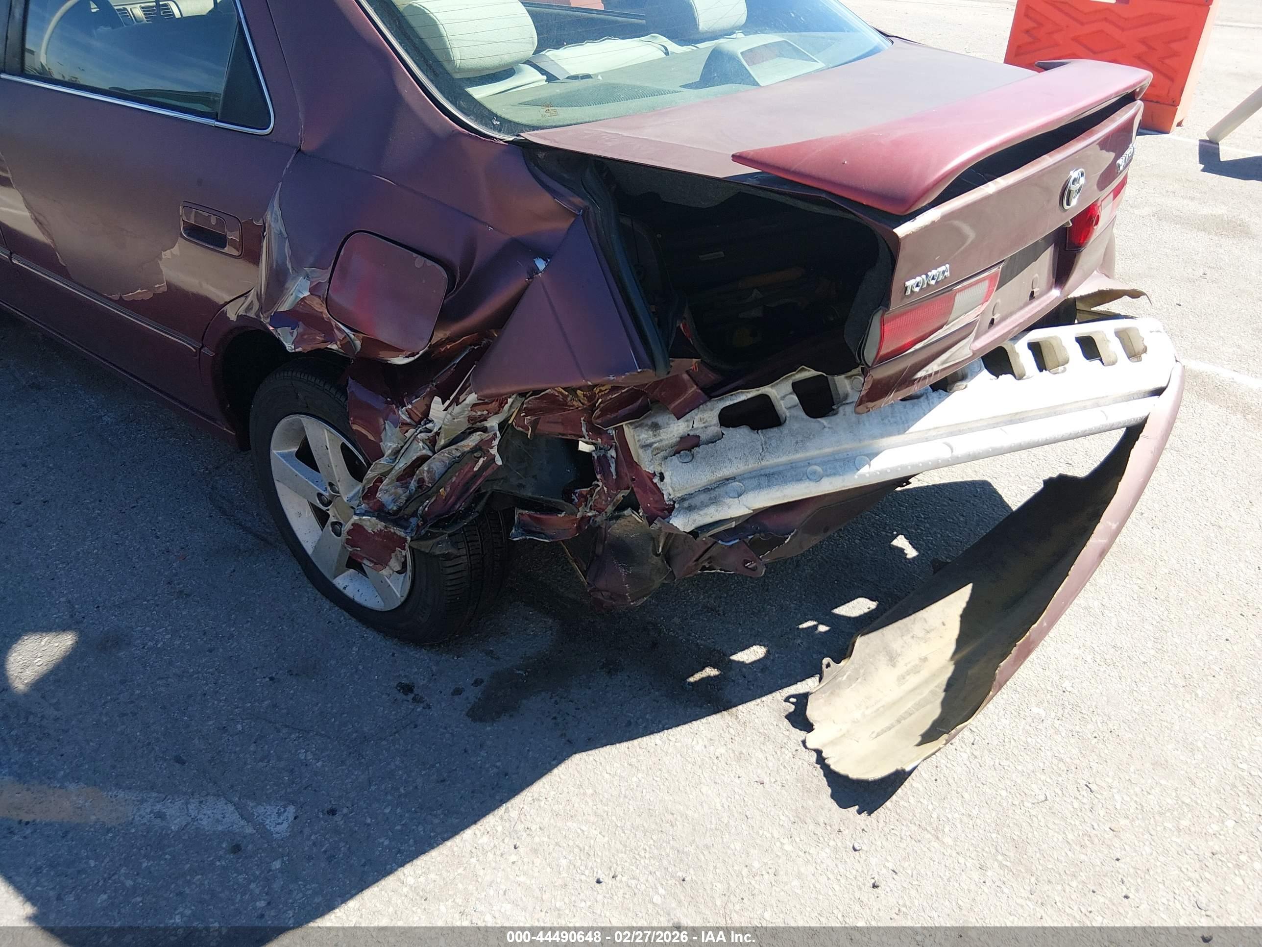 TOYOTA CAMRY image 6