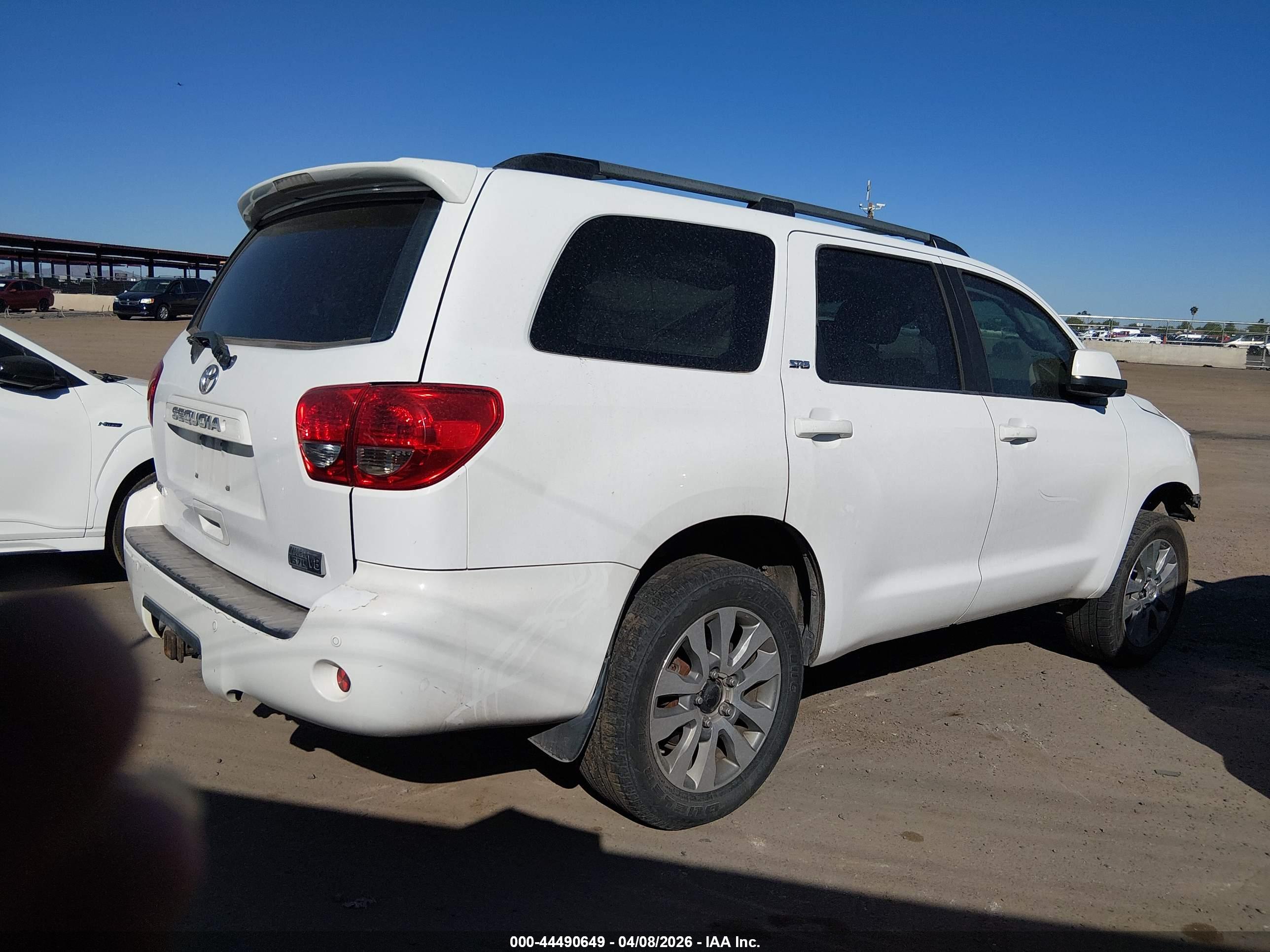TOYOTA SEQUOIA image 4