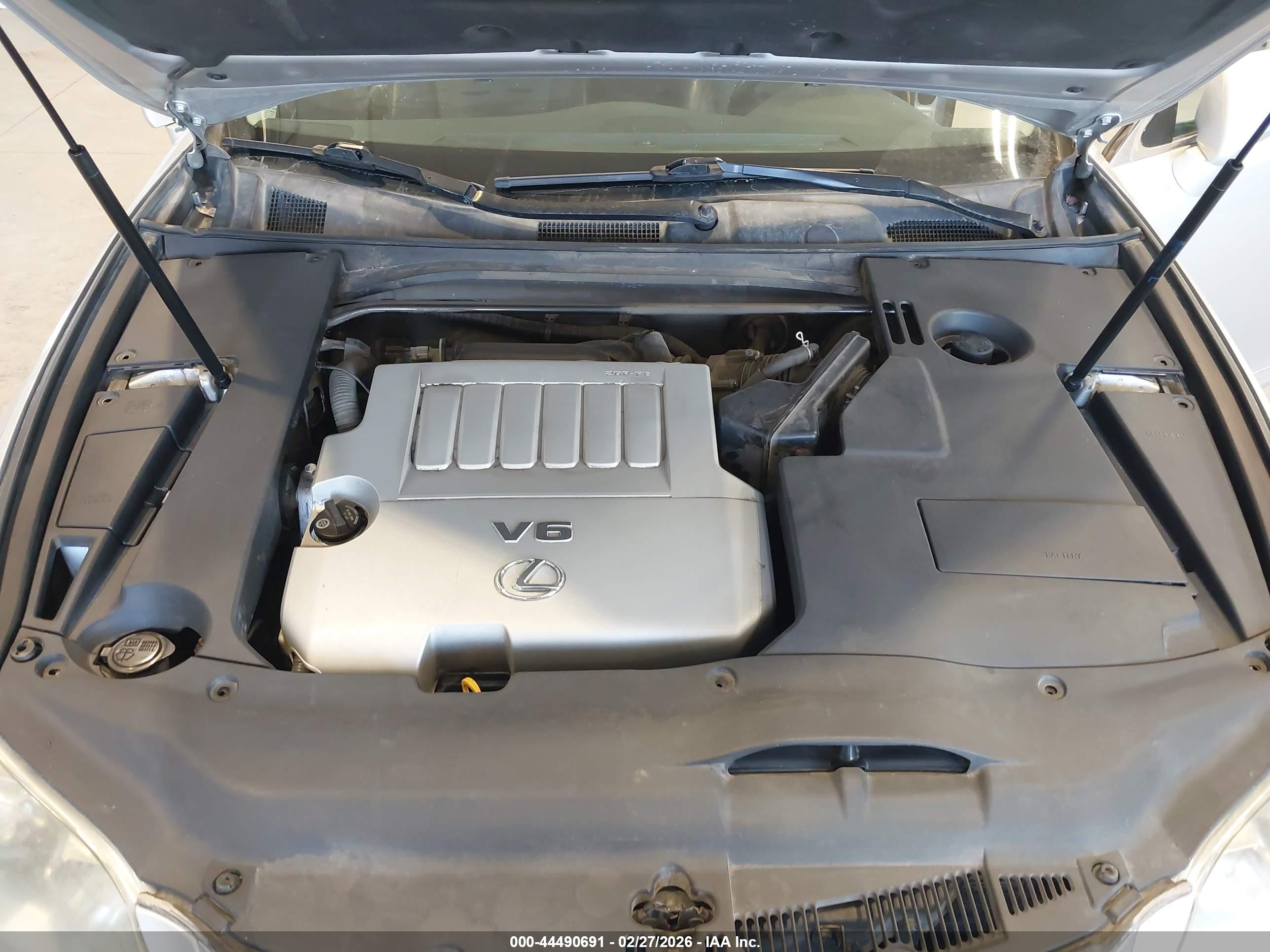 LEXUS ES image 10