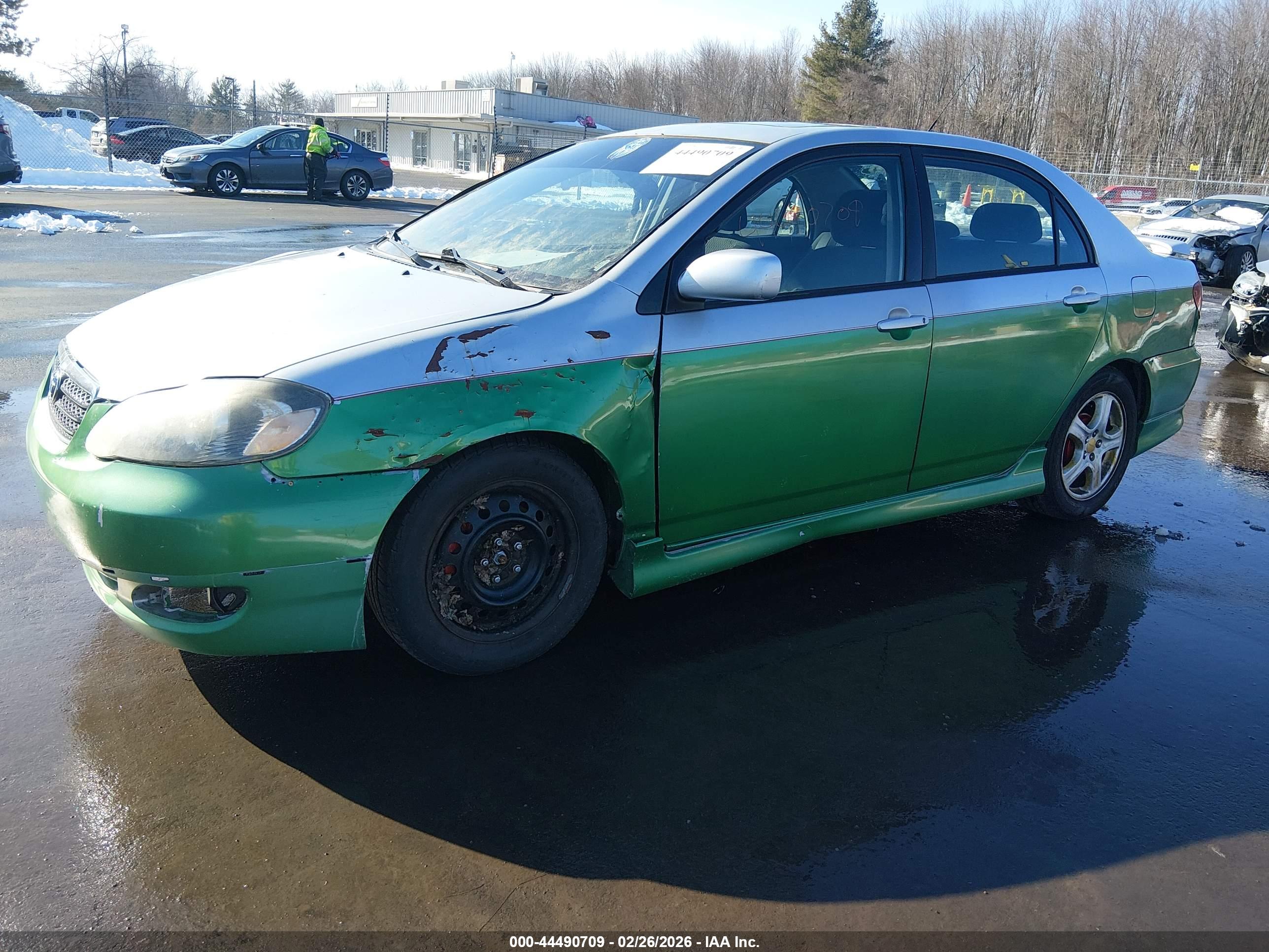 TOYOTA COROLLA image 2