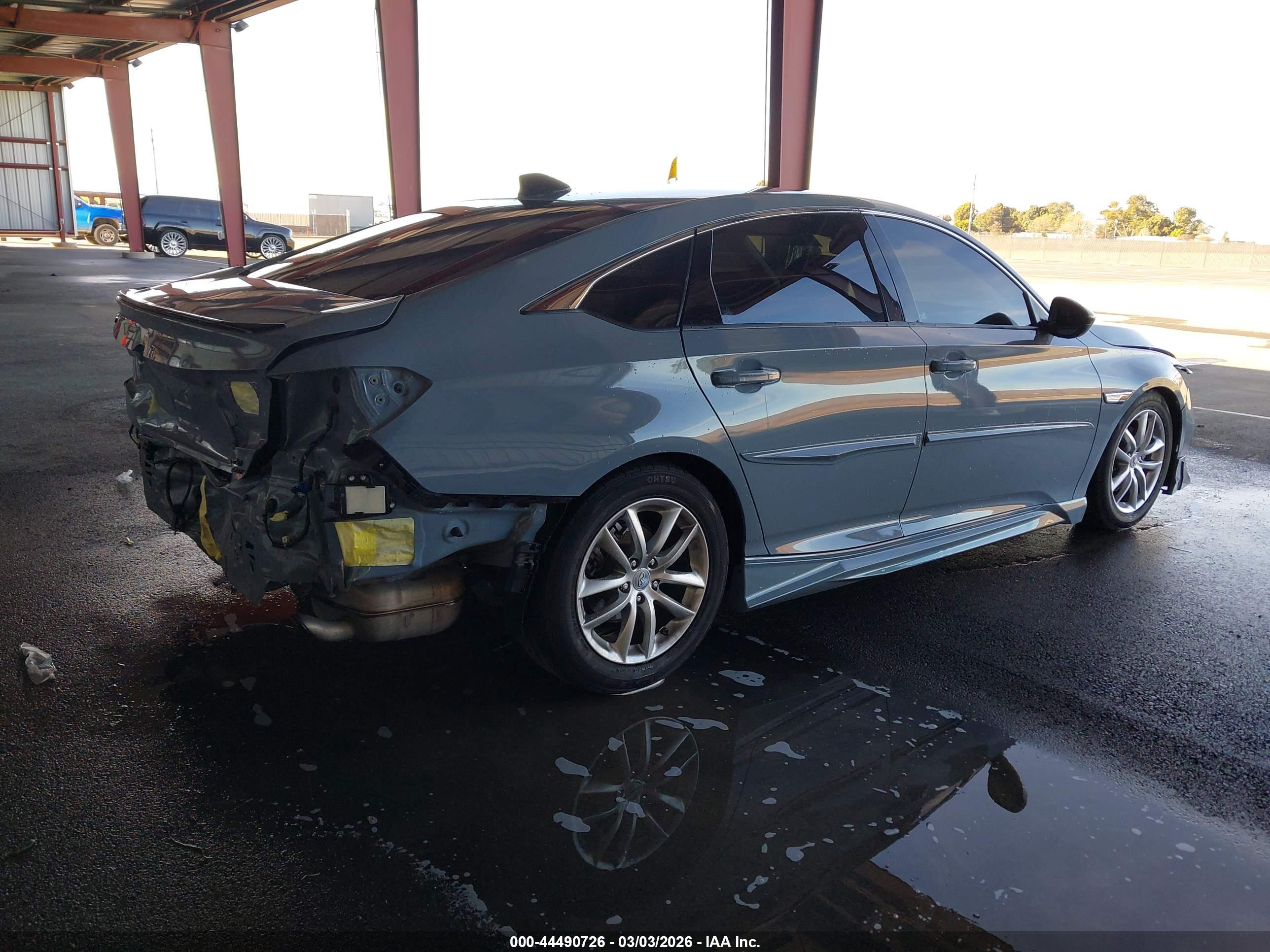 HONDA ACCORD image 4