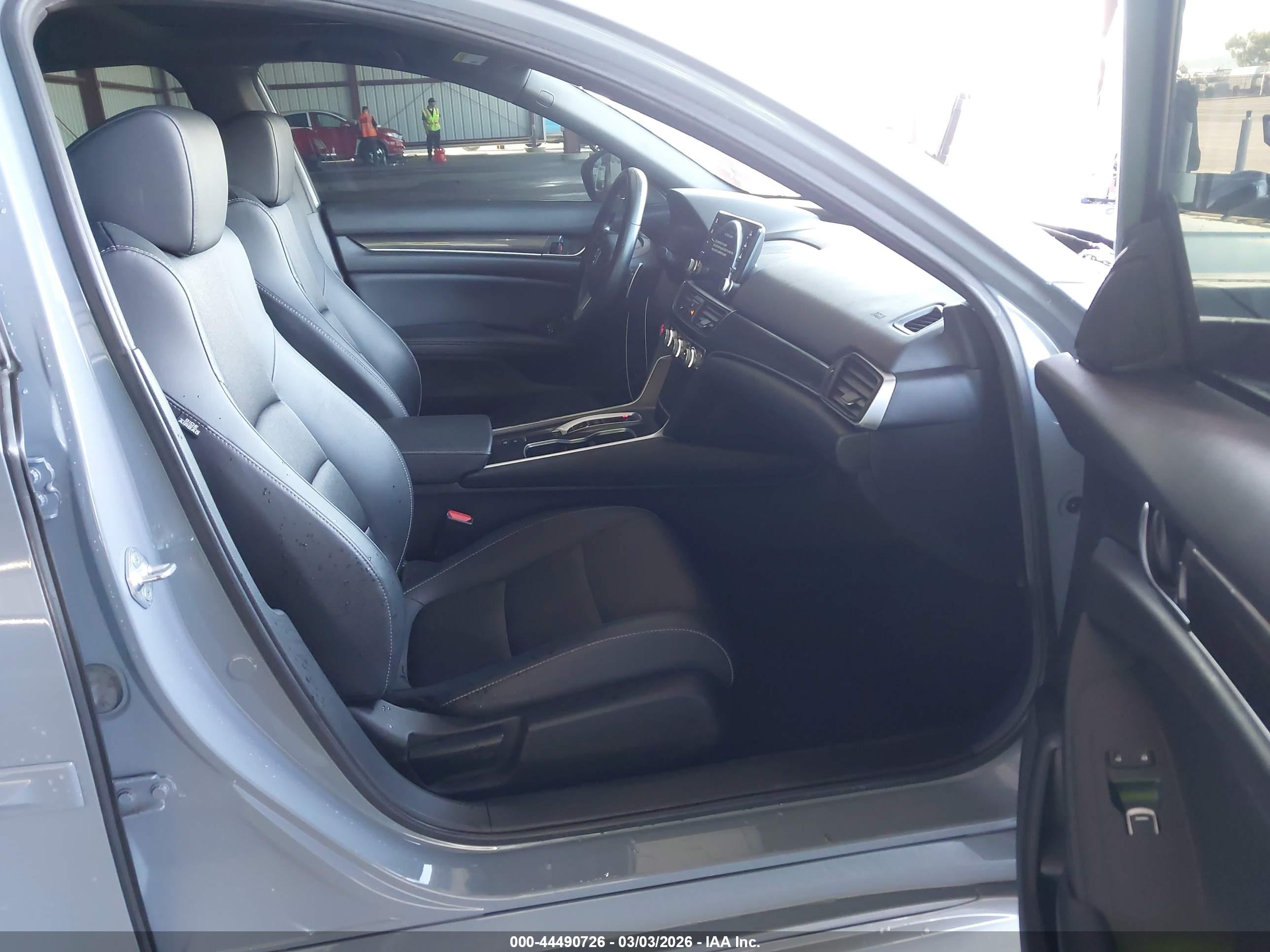 HONDA ACCORD image 5