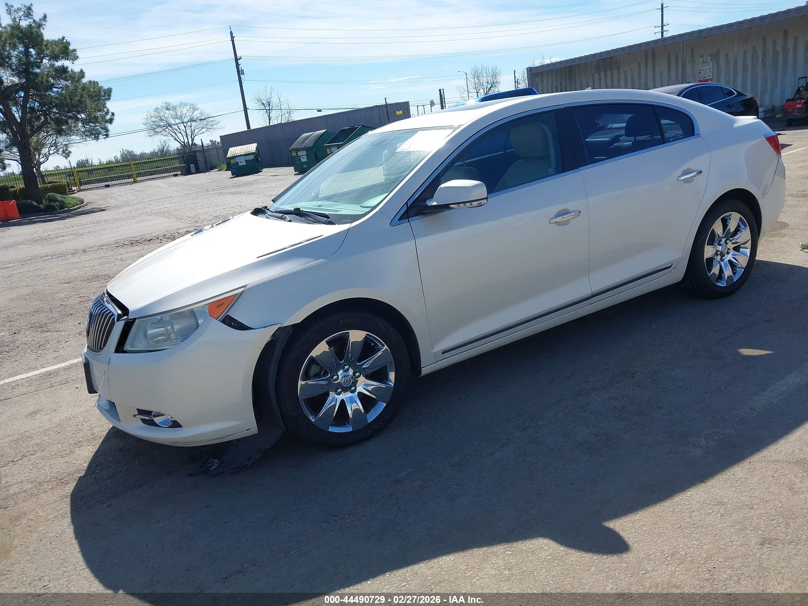 BUICK LACROSSE image 2