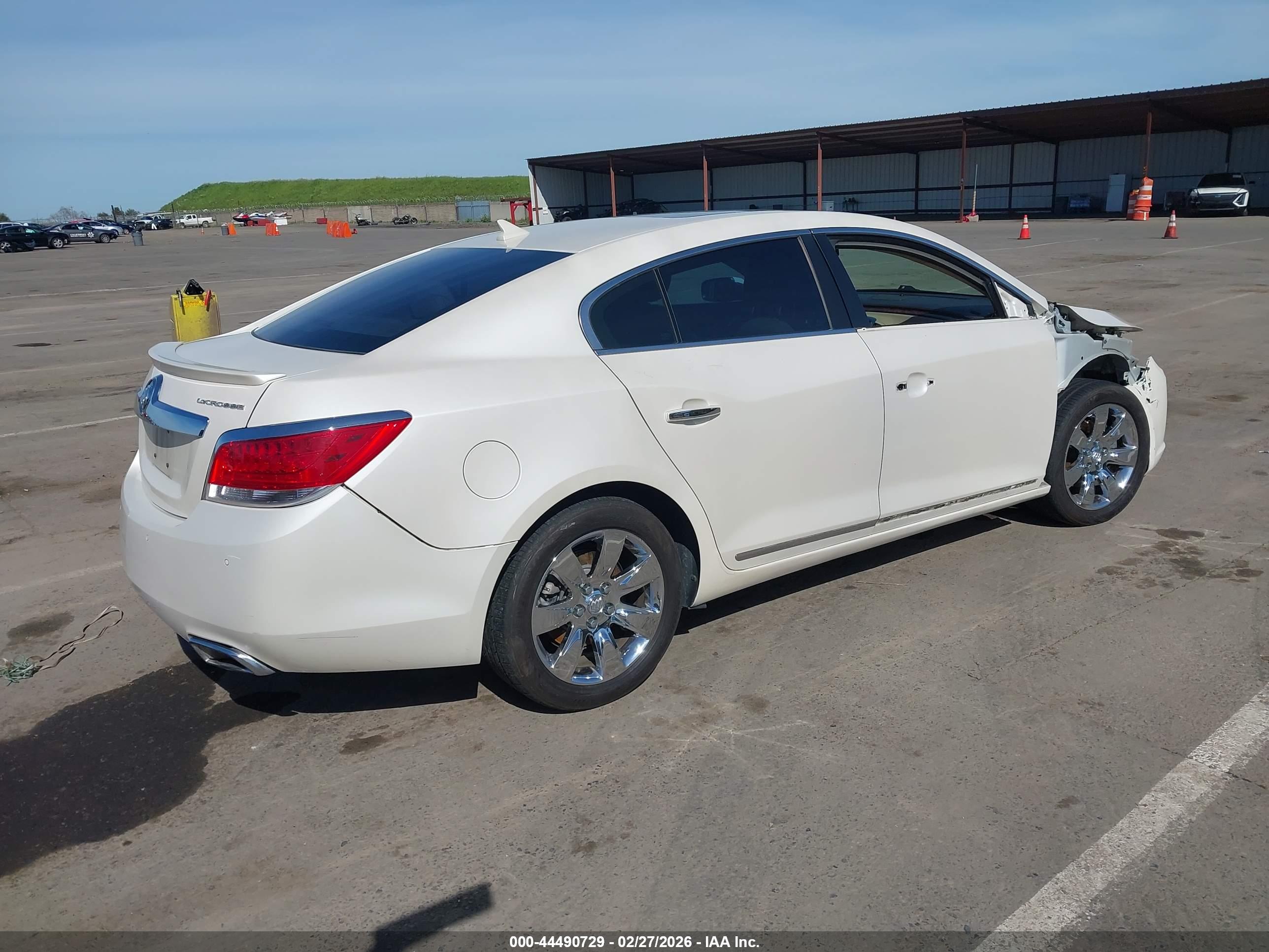 BUICK LACROSSE image 4