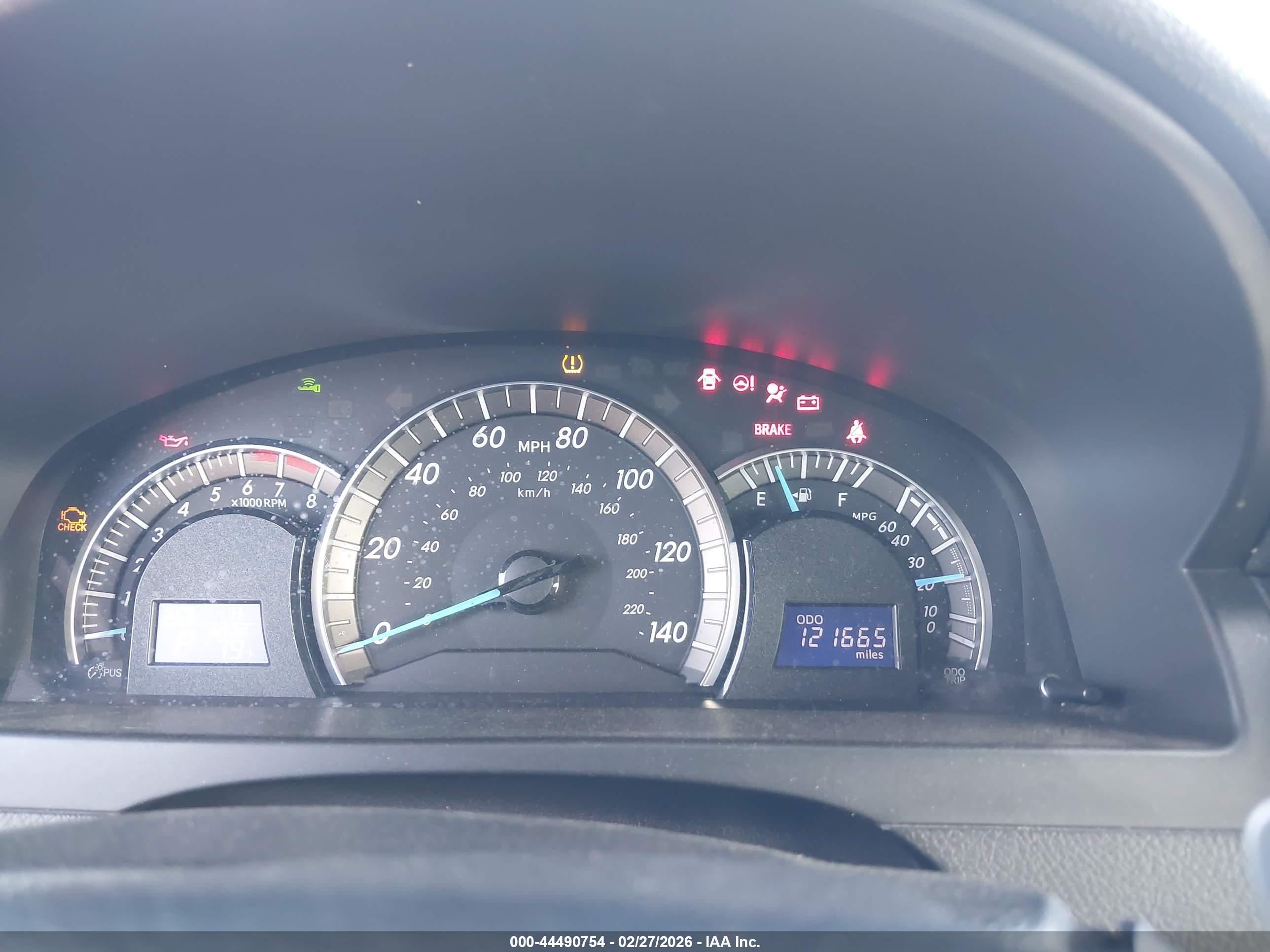 TOYOTA CAMRY image 7