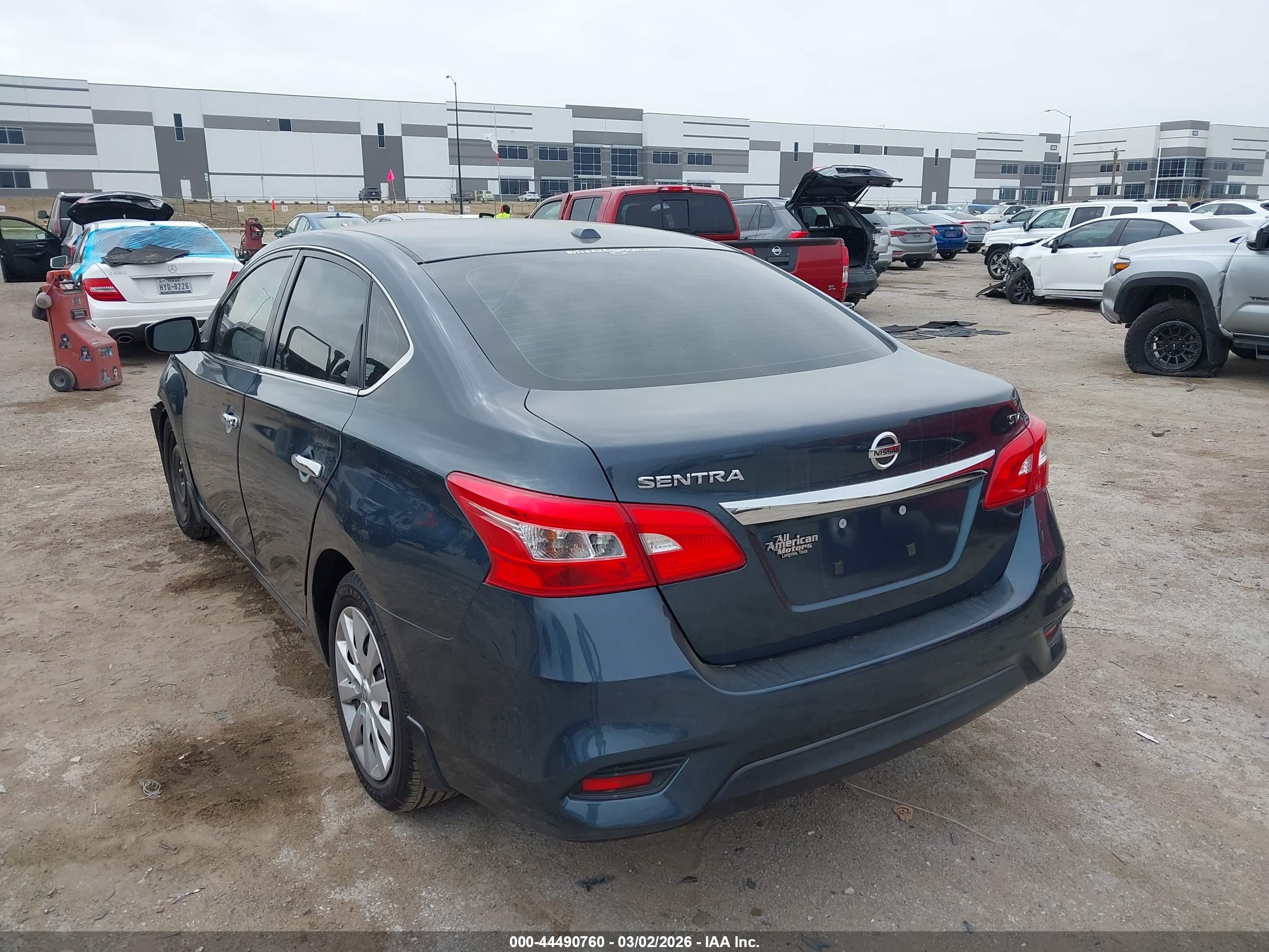 NISSAN SENTRA image 3