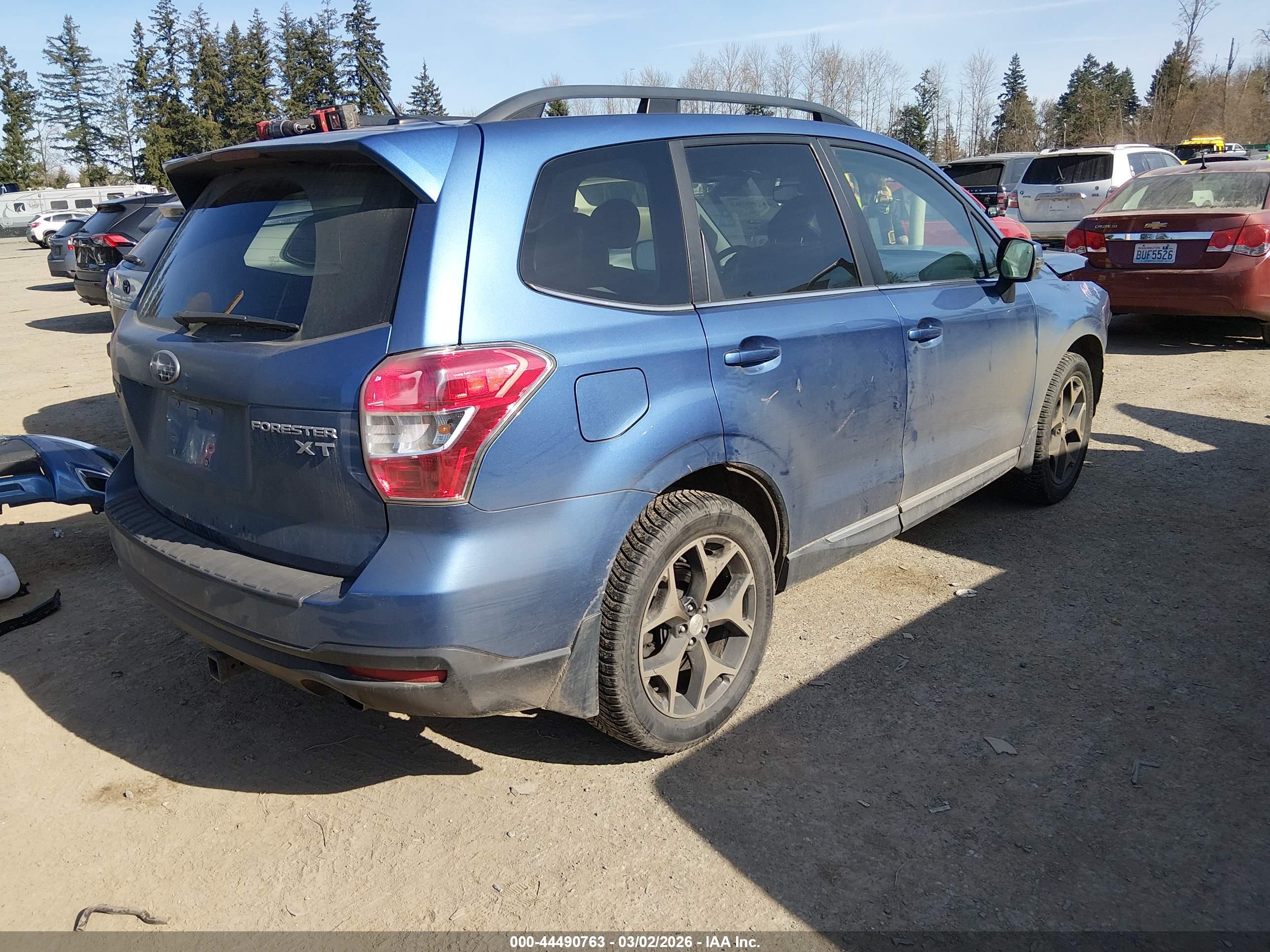 SUBARU FORESTER image 4