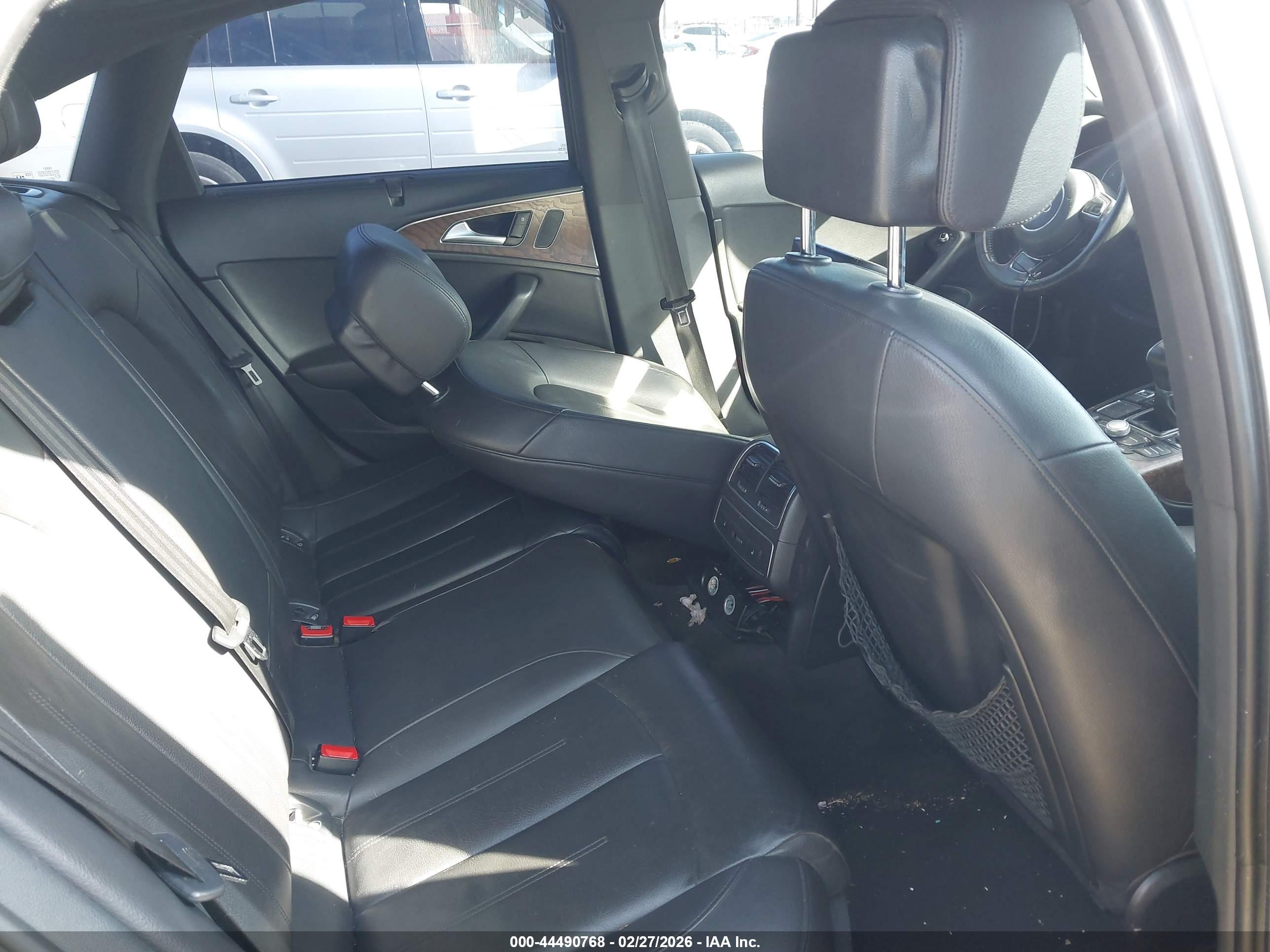 AUDI A6 image 8