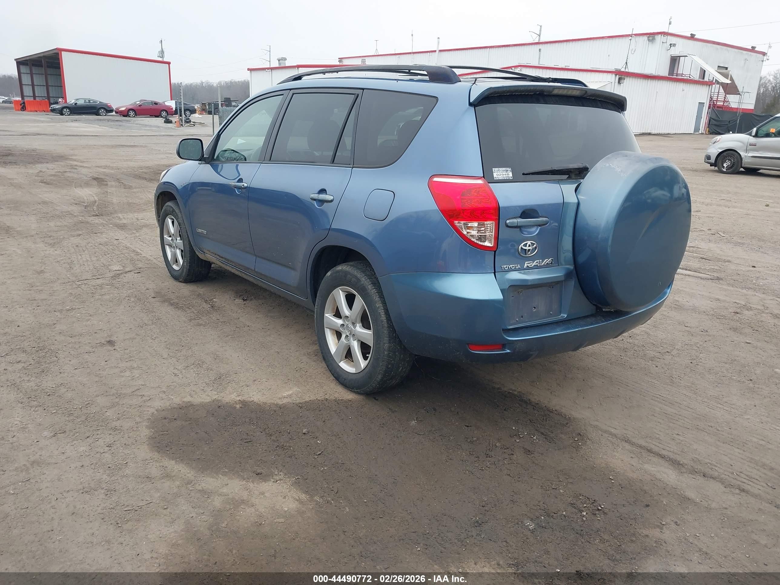 TOYOTA RAV4 image 3