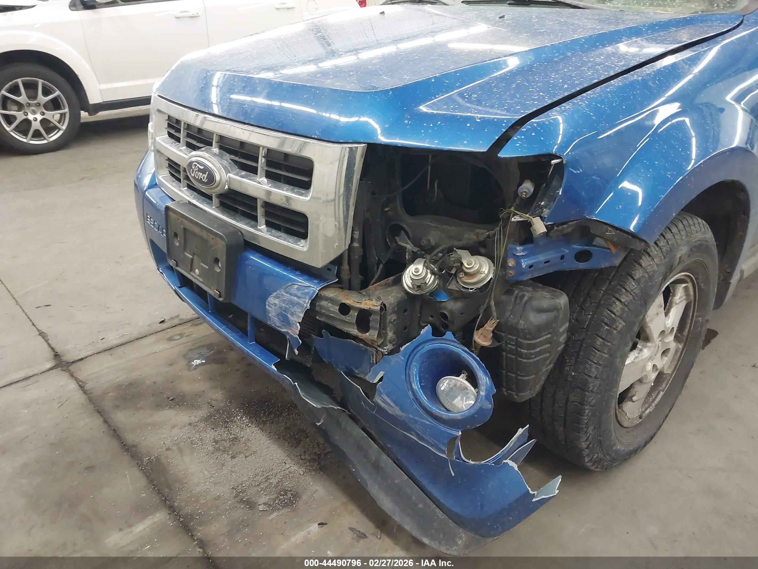 FORD ESCAPE image 6