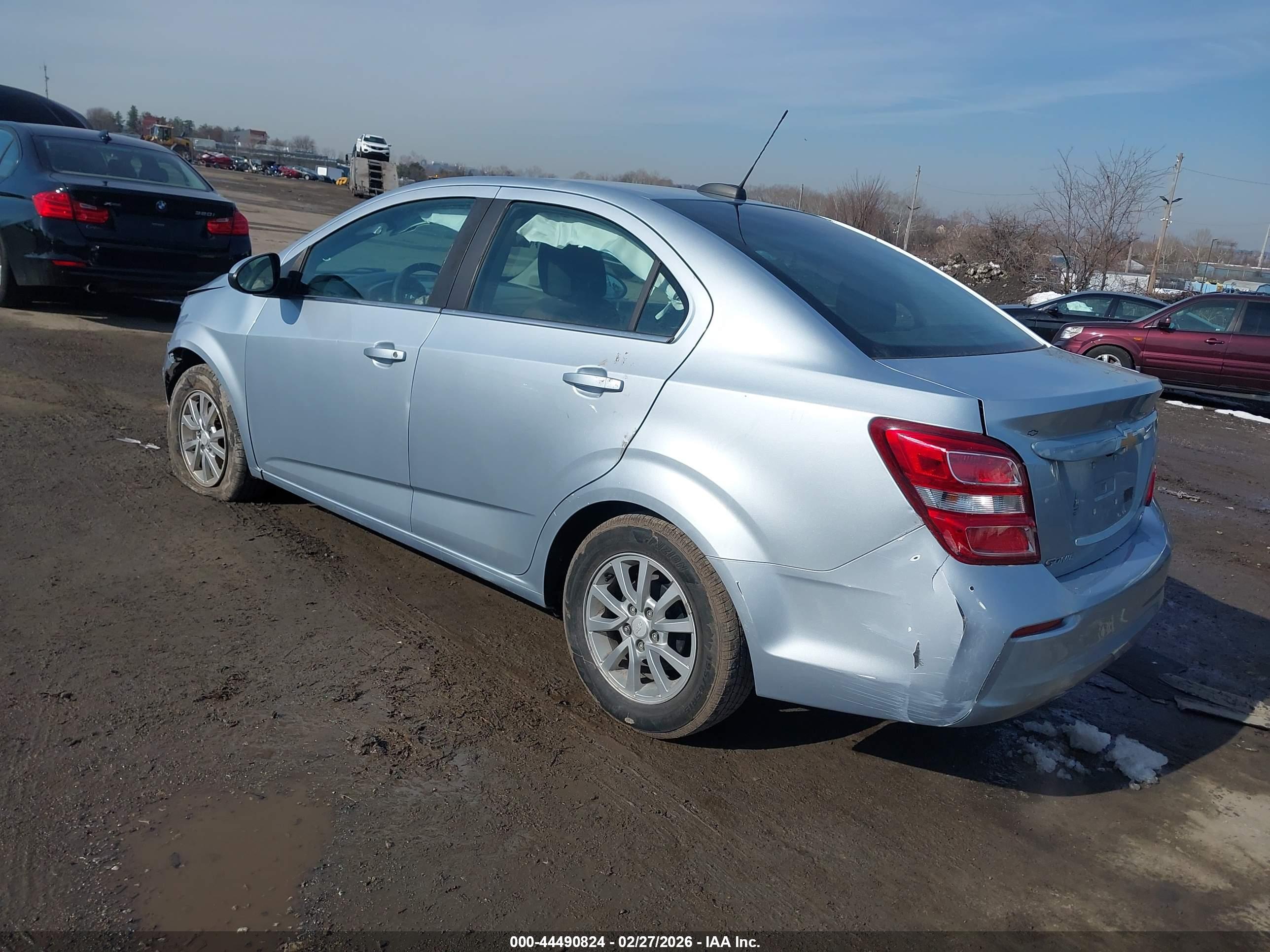 CHEVROLET SONIC image 3