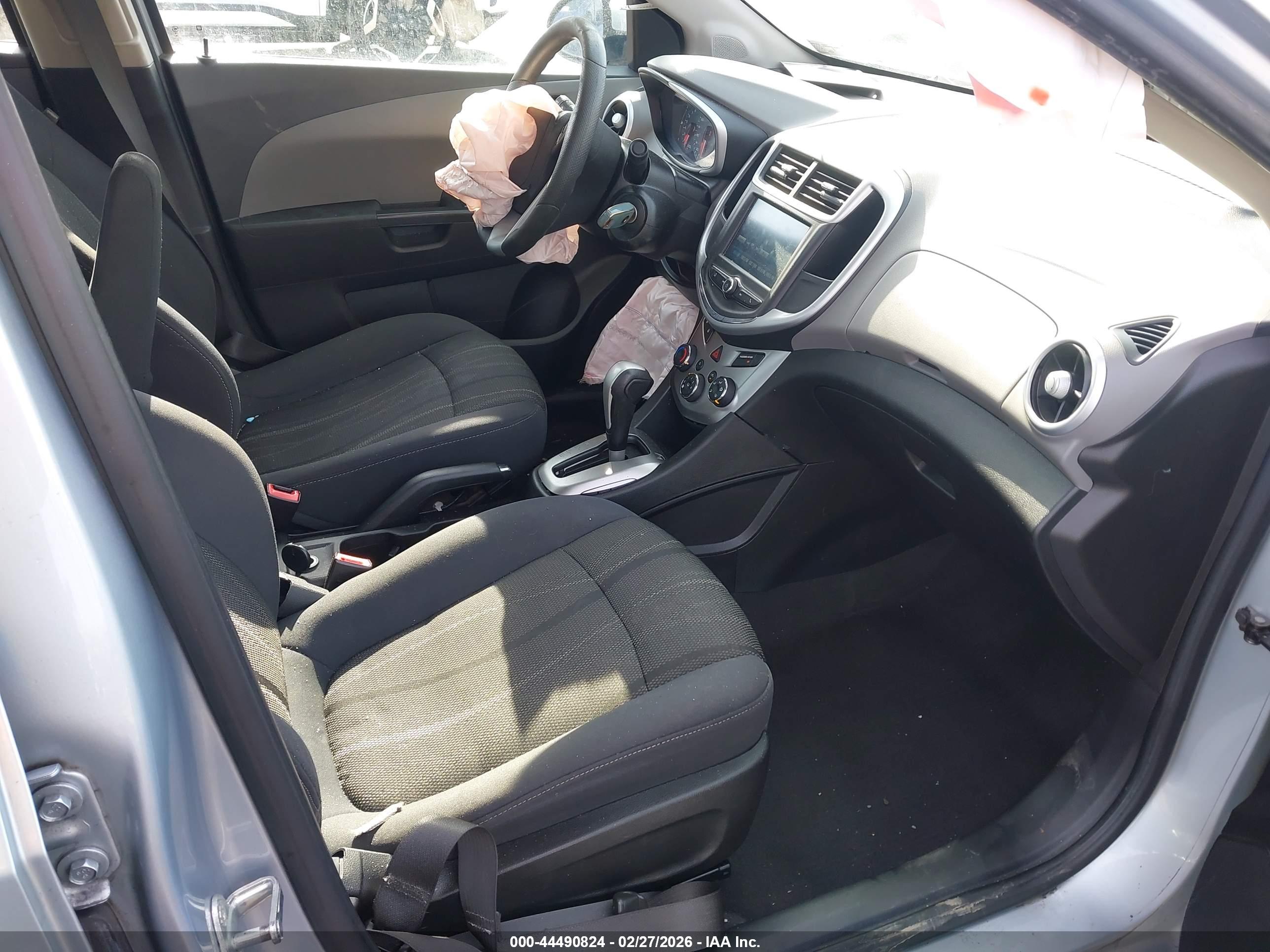 CHEVROLET SONIC image 5