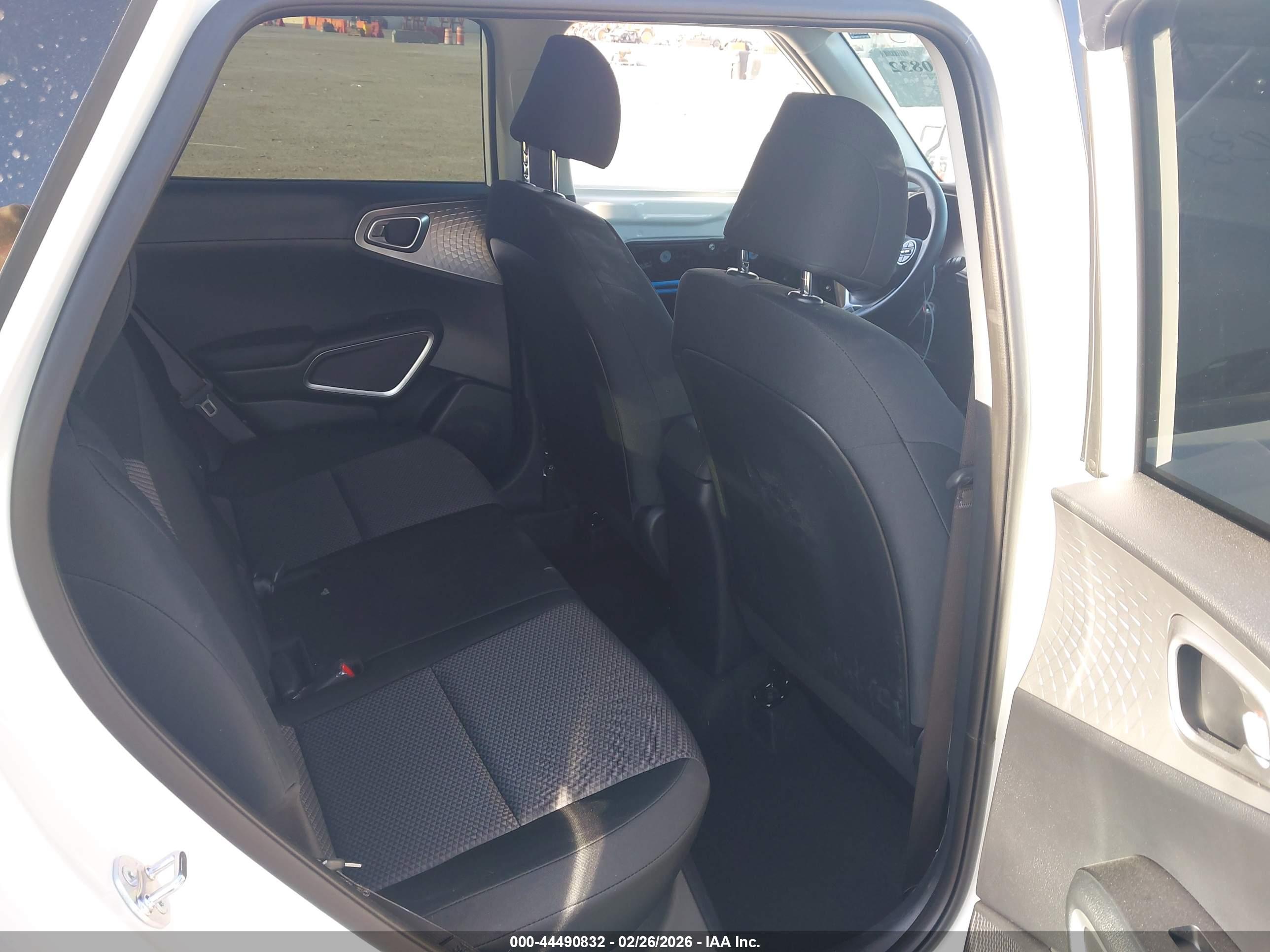KIA SOUL image 8
