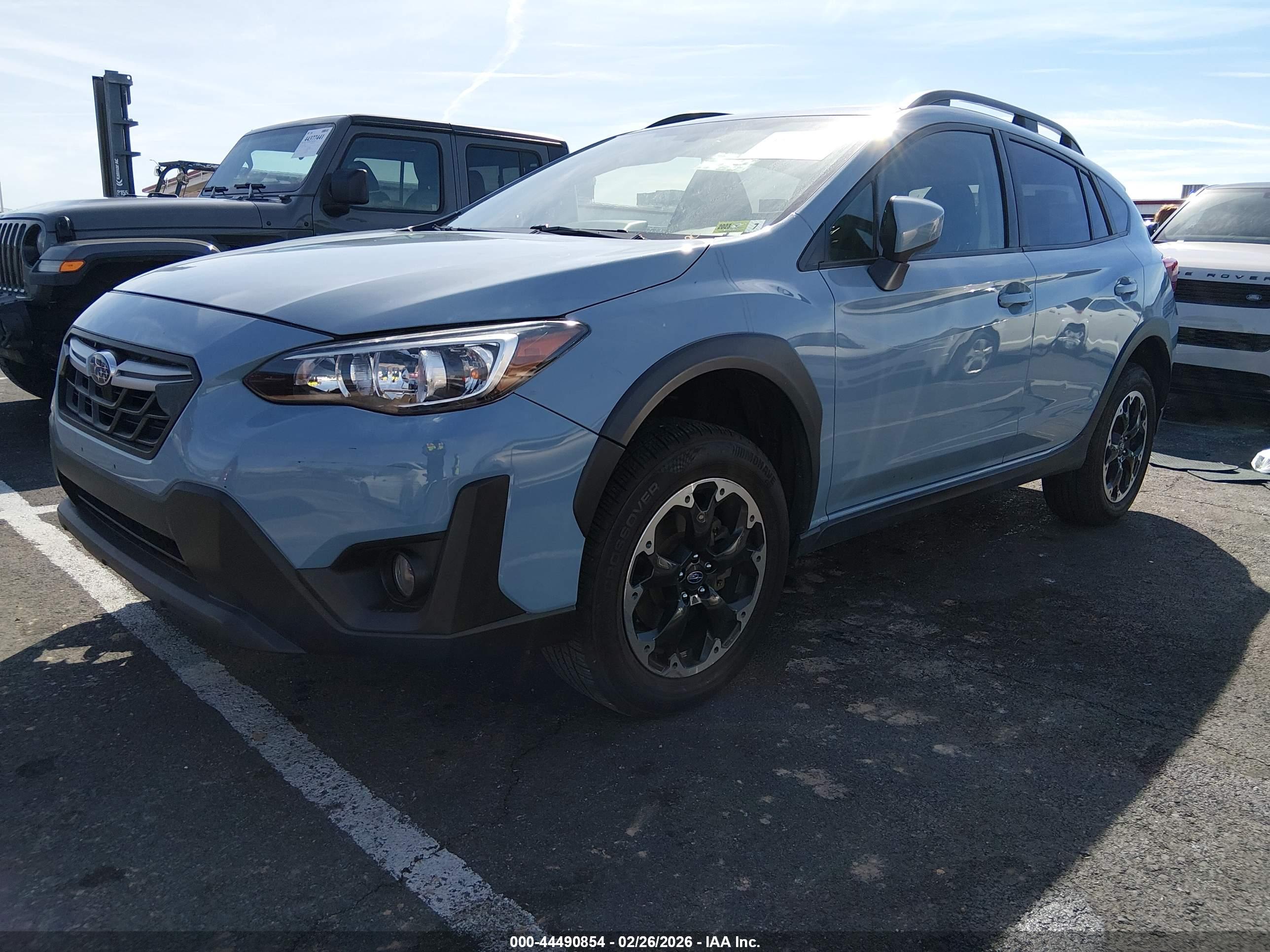 SUBARU CROSSTREK image 2