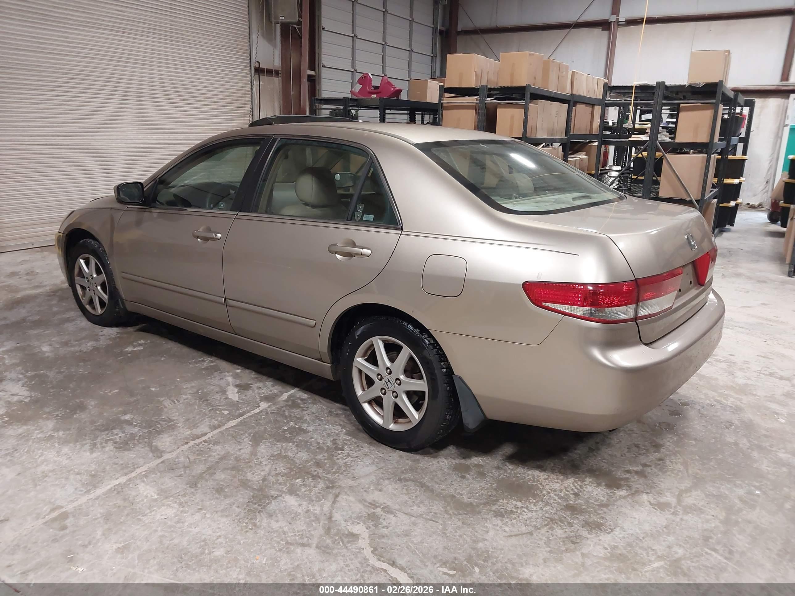 HONDA ACCORD image 3
