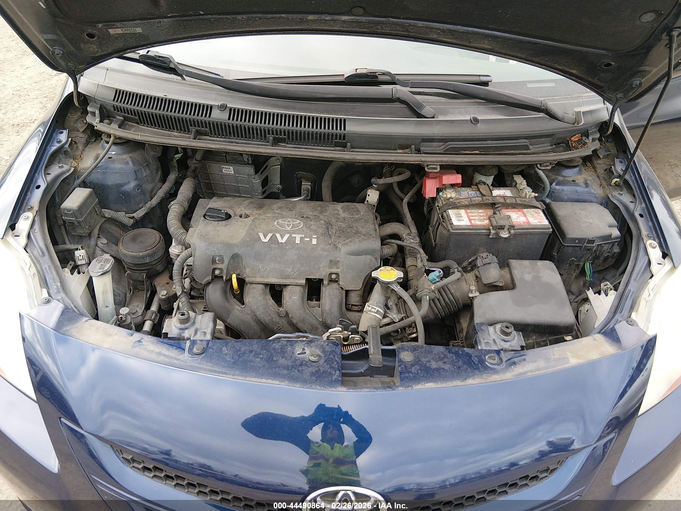 TOYOTA YARIS image 10