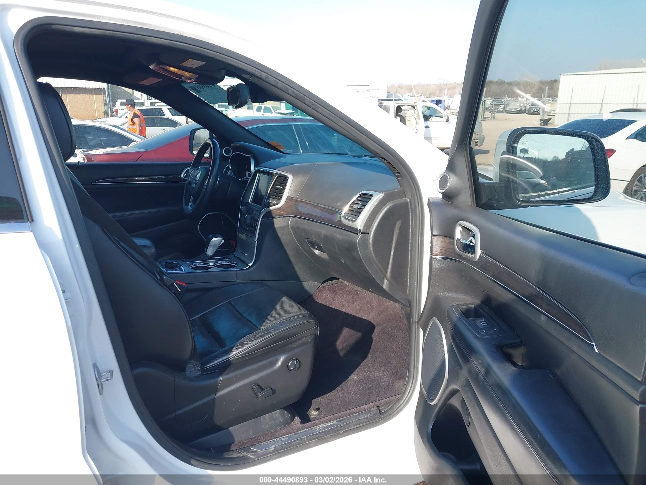 JEEP GRAND image 5