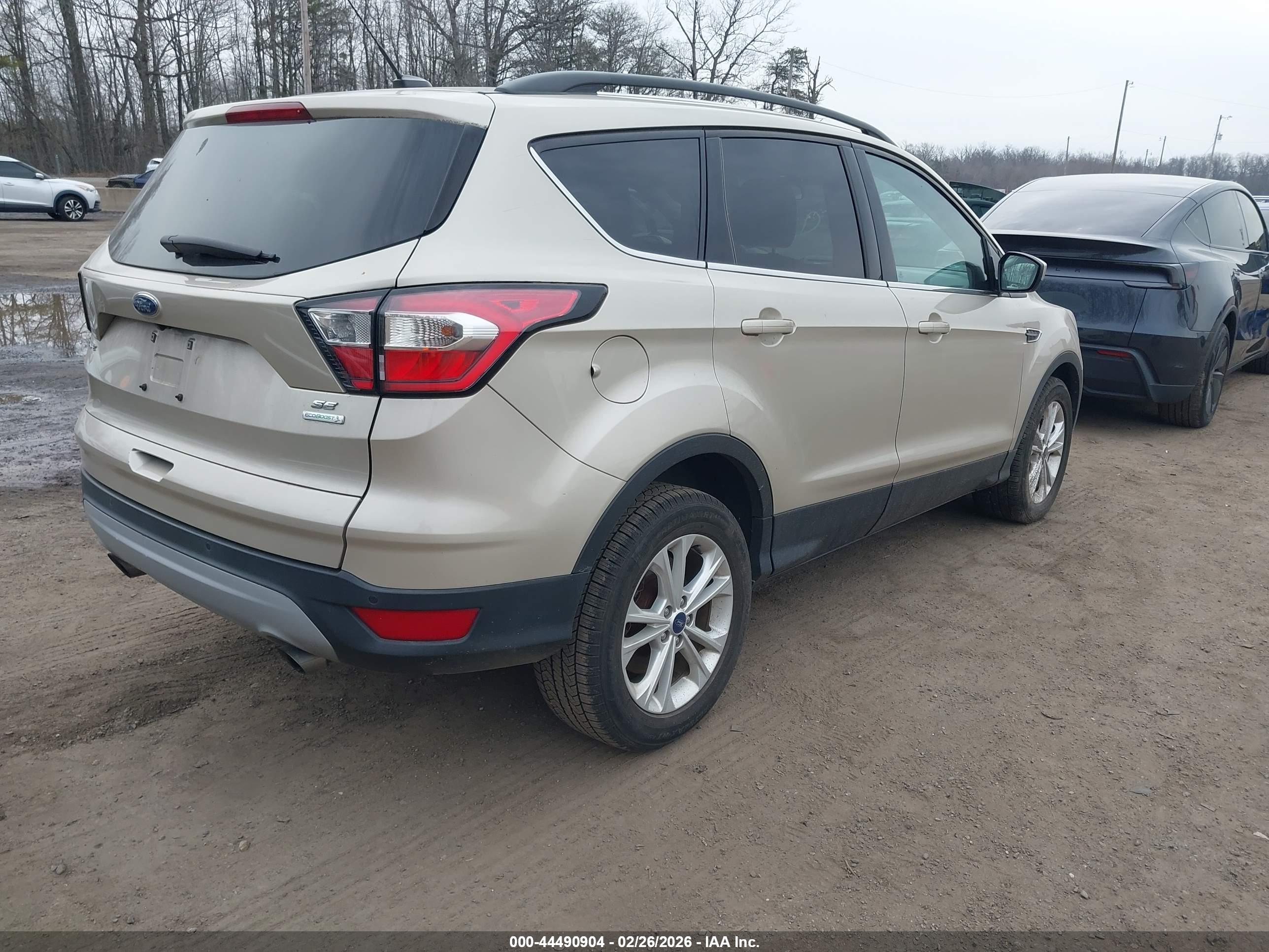 FORD ESCAPE image 4