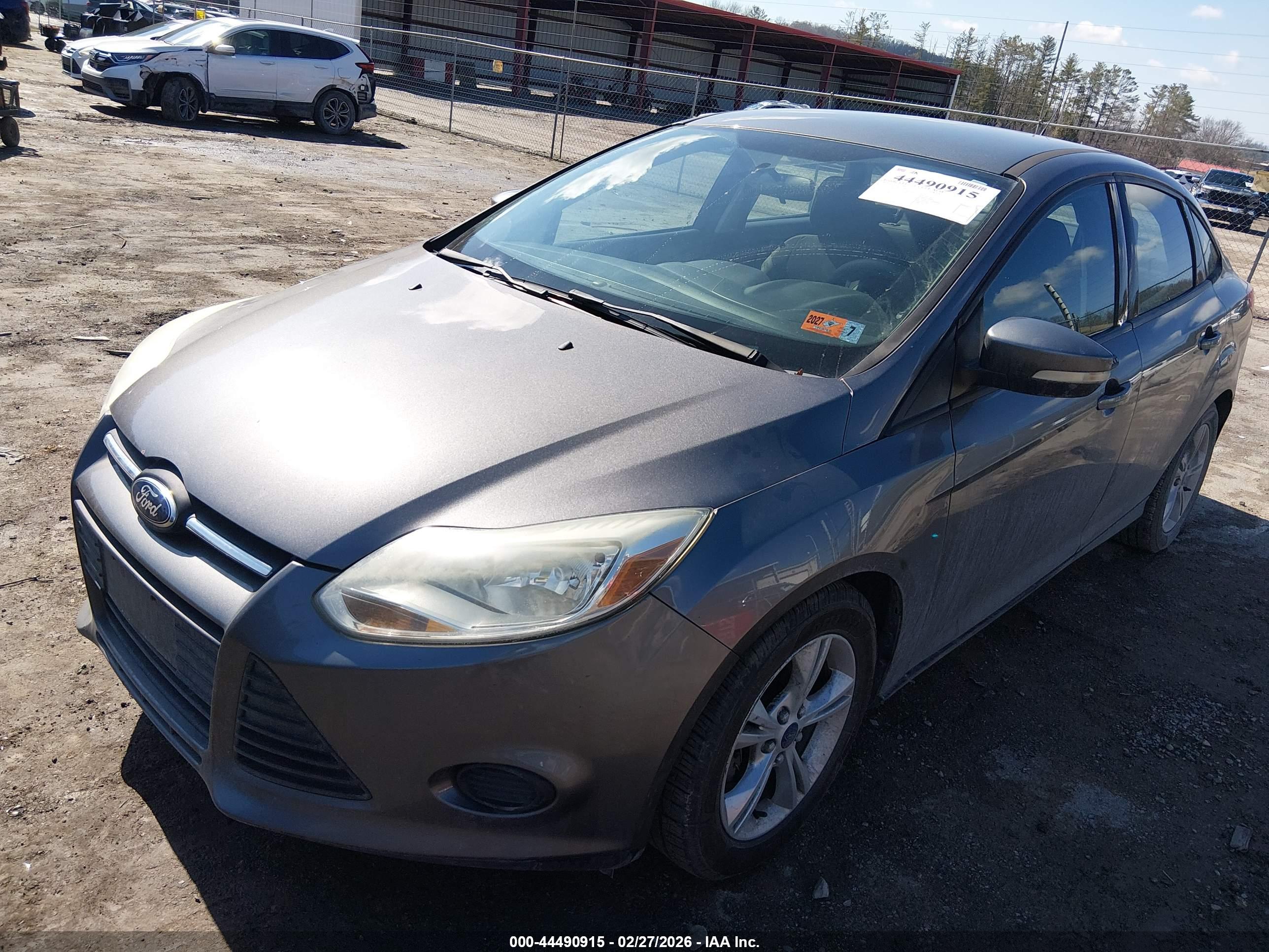 FORD FOCUS image 2