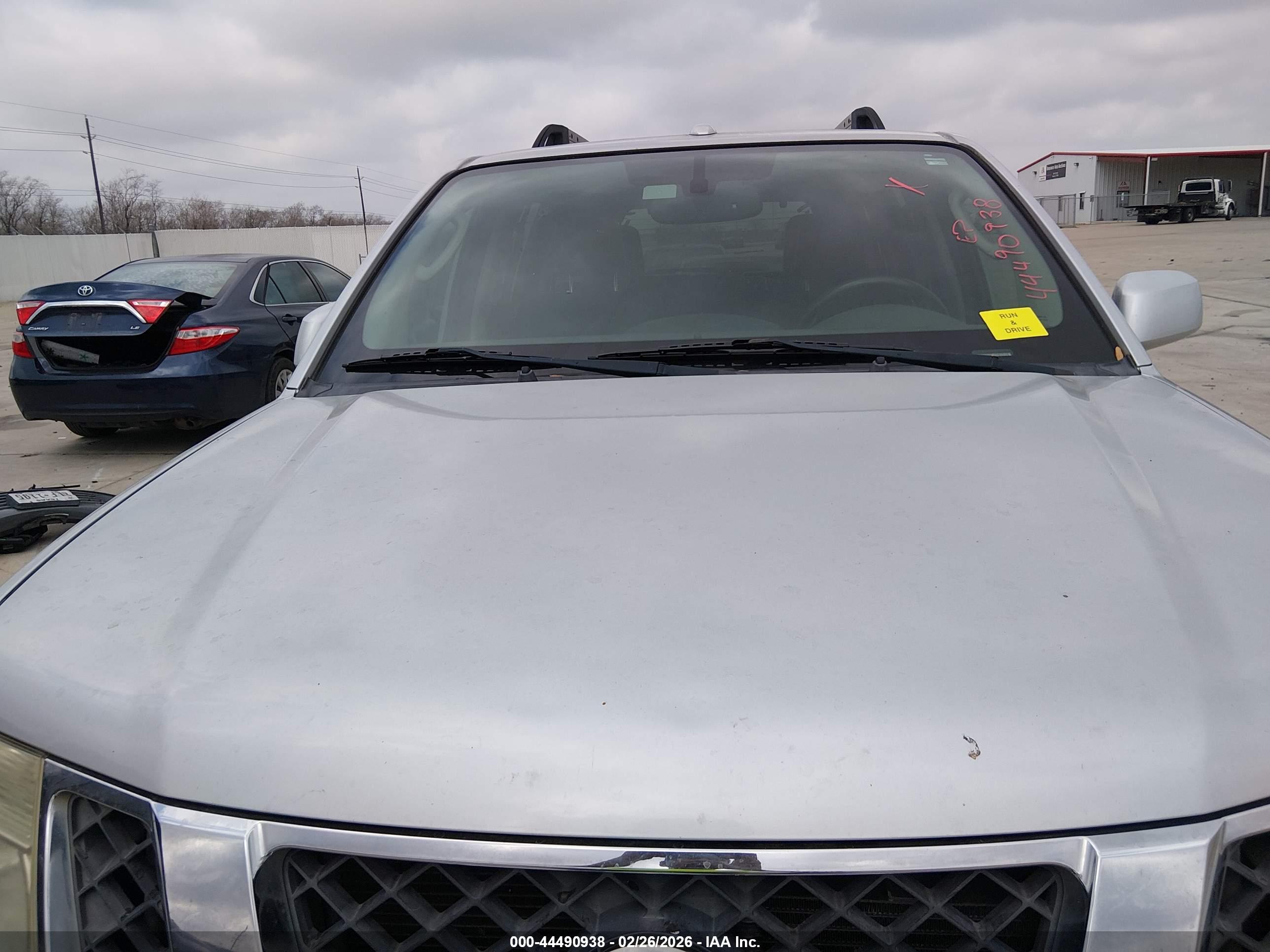 NISSAN PATHFINDER image 6