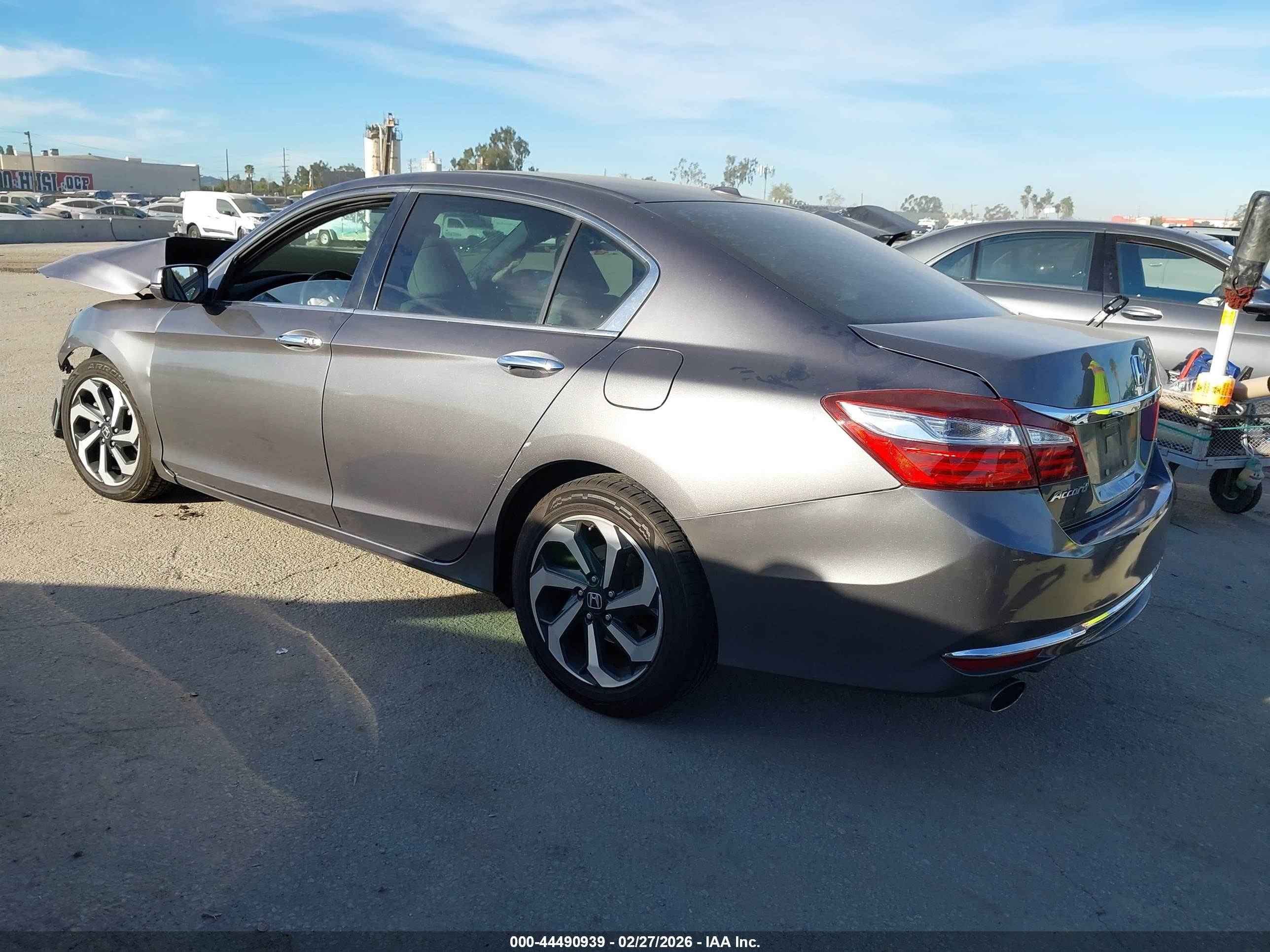 HONDA ACCORD image 3