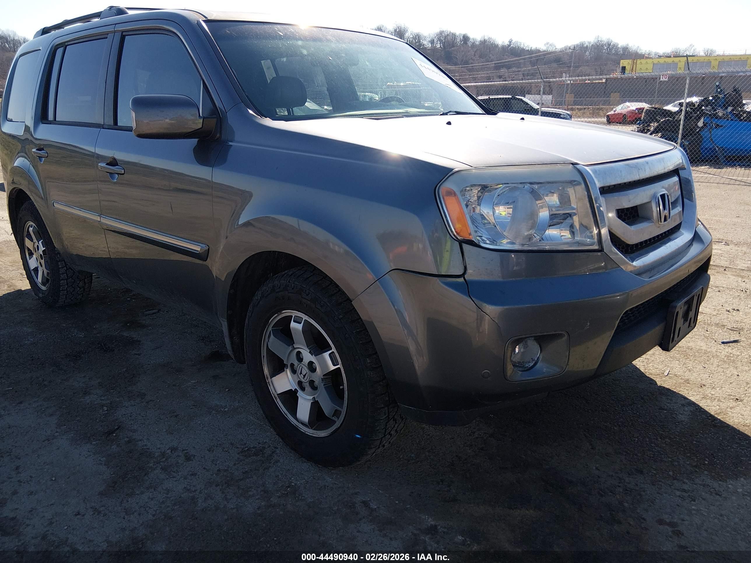 HONDA PILOT image 6