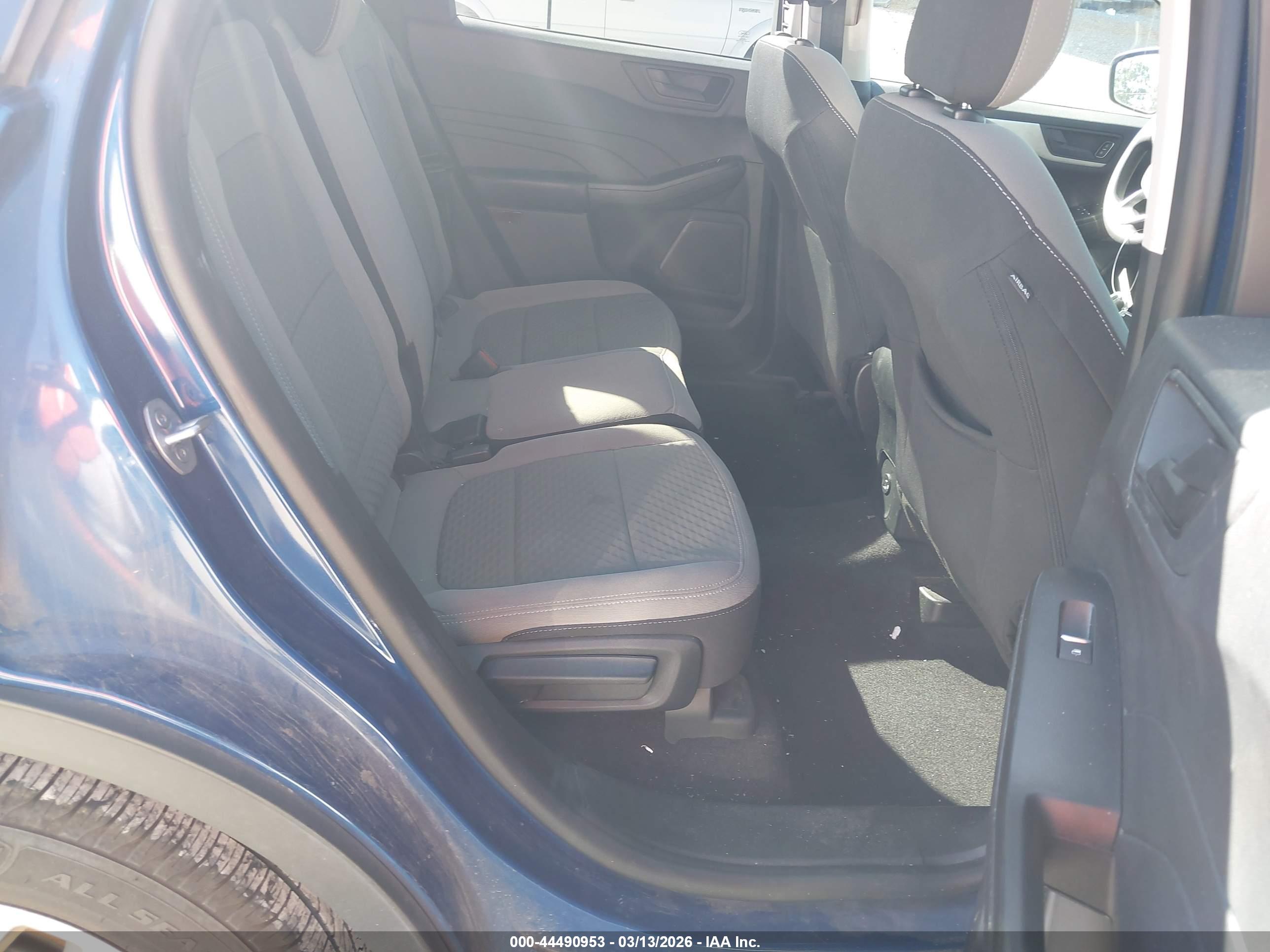 FORD ESCAPE image 8
